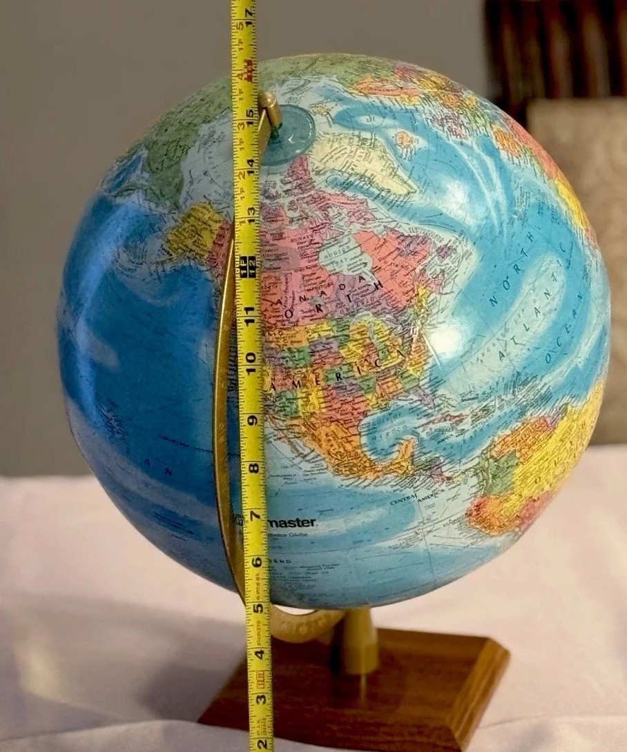 Vintage Globemaster 16’’ World Globe real wood base Made In USA Replogle