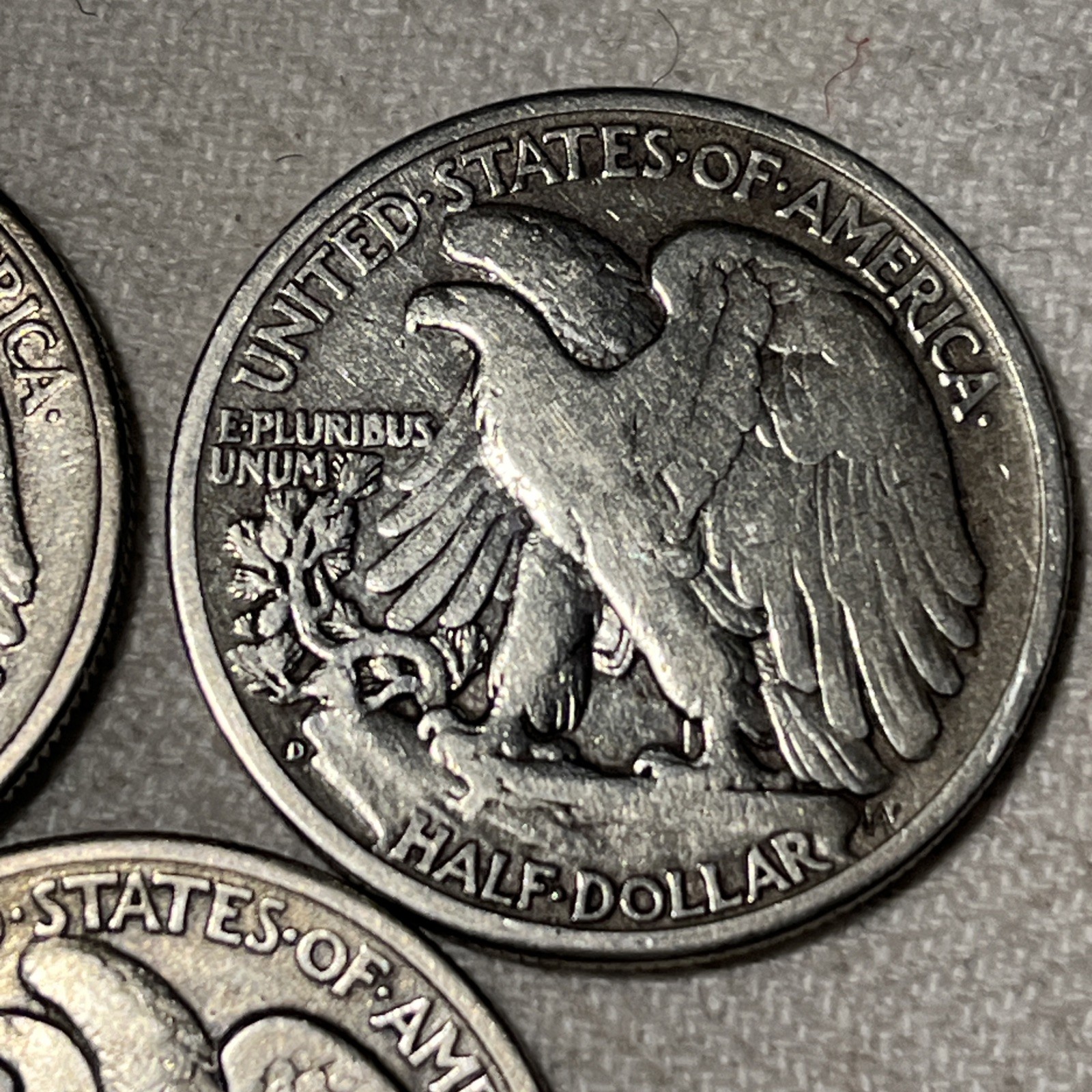Lot of 3 Walking Liberty Siver Half Dolars. 1942, 1944D, 1947D. 90% Siver.💥