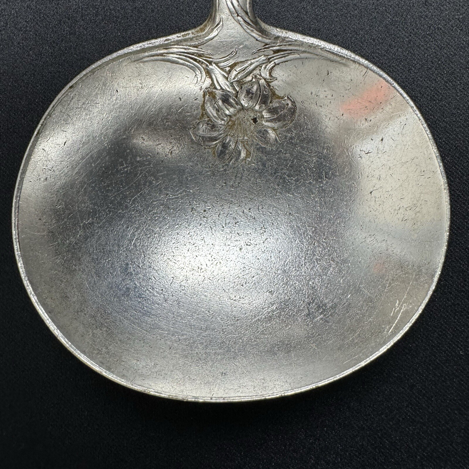 Silver Plated Ladle Easter Lily Alvin No mono 6.75”