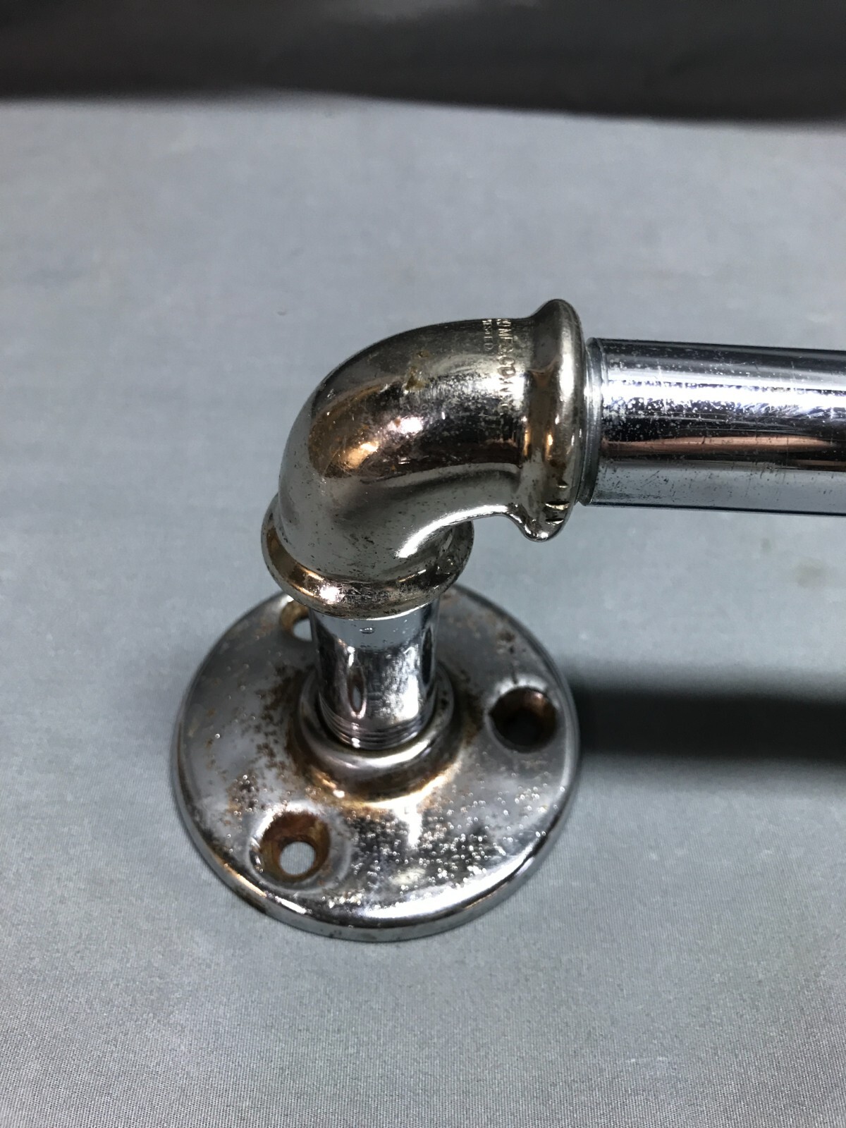 VTG 23″ Good MFG Chrome Over Brass Industrial Style Towel Bar Rack Old 1122-24B