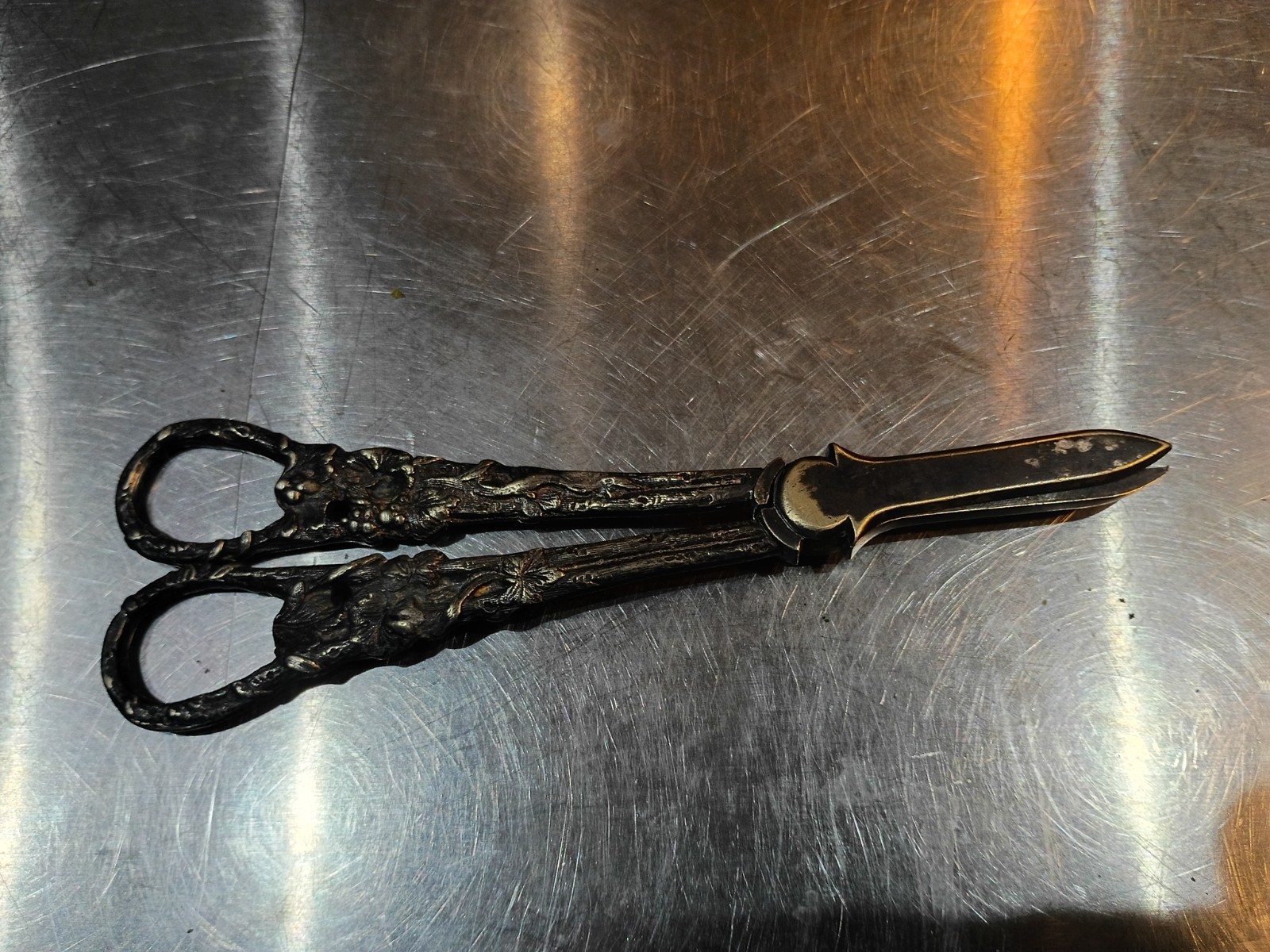 Antique Silver Plated Victorian Grape Vine Shear Scissors
