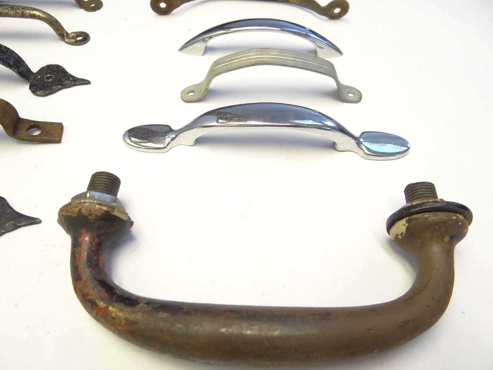 Antique Vintage Mixed Lot Wood Metal Iron Brass Cabinet Door Pulls Handles Parts