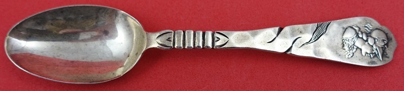 Medallion aka Etruscan by Knowles Sterling Silver Demitasse Spoon with Soldier