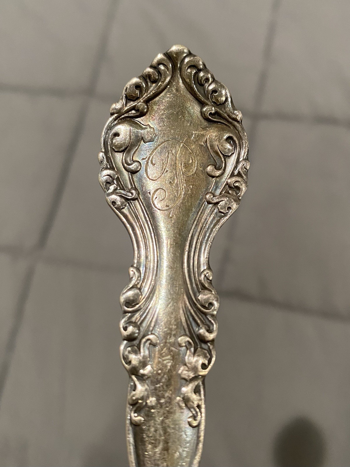 Rogers Bros Silverplate Shell Pattern Serving Spoon 8 1/2 in