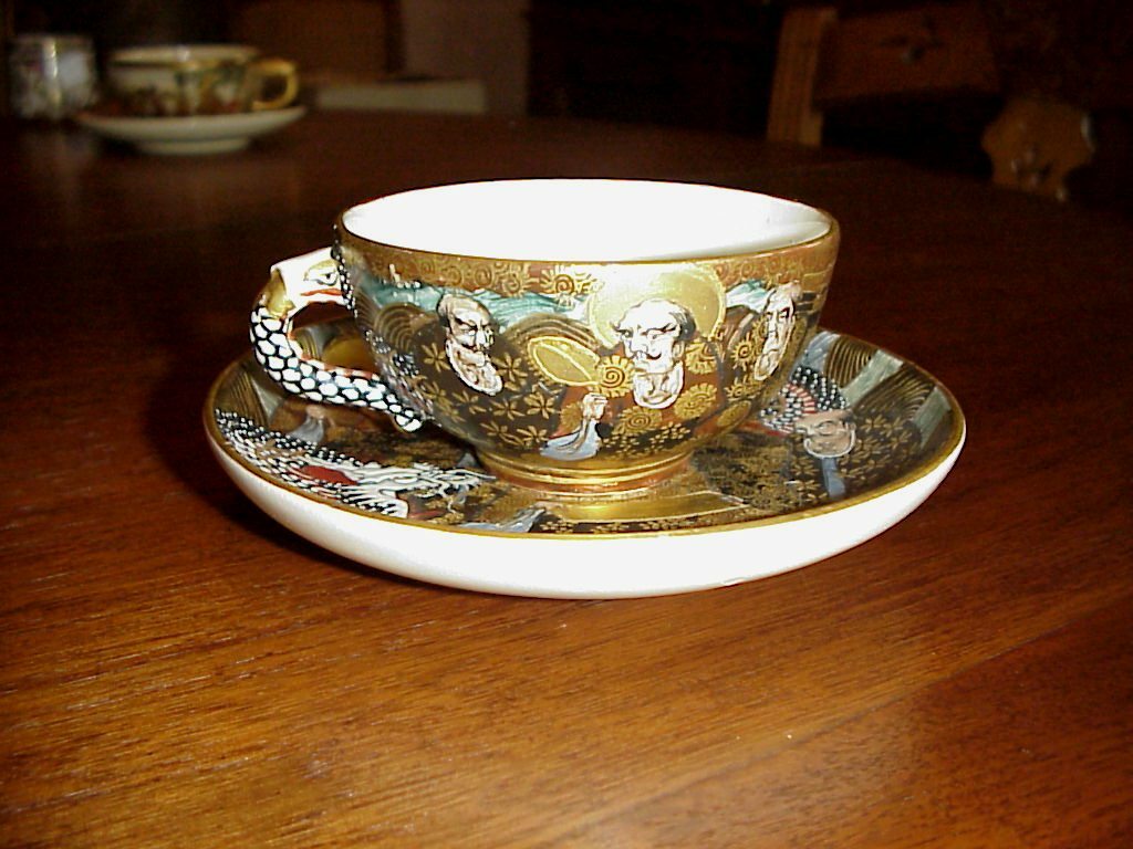 BEAUTIFUL SATSUMA CUP & SAUCER TIAN ZHENG SHAN 1840-1860