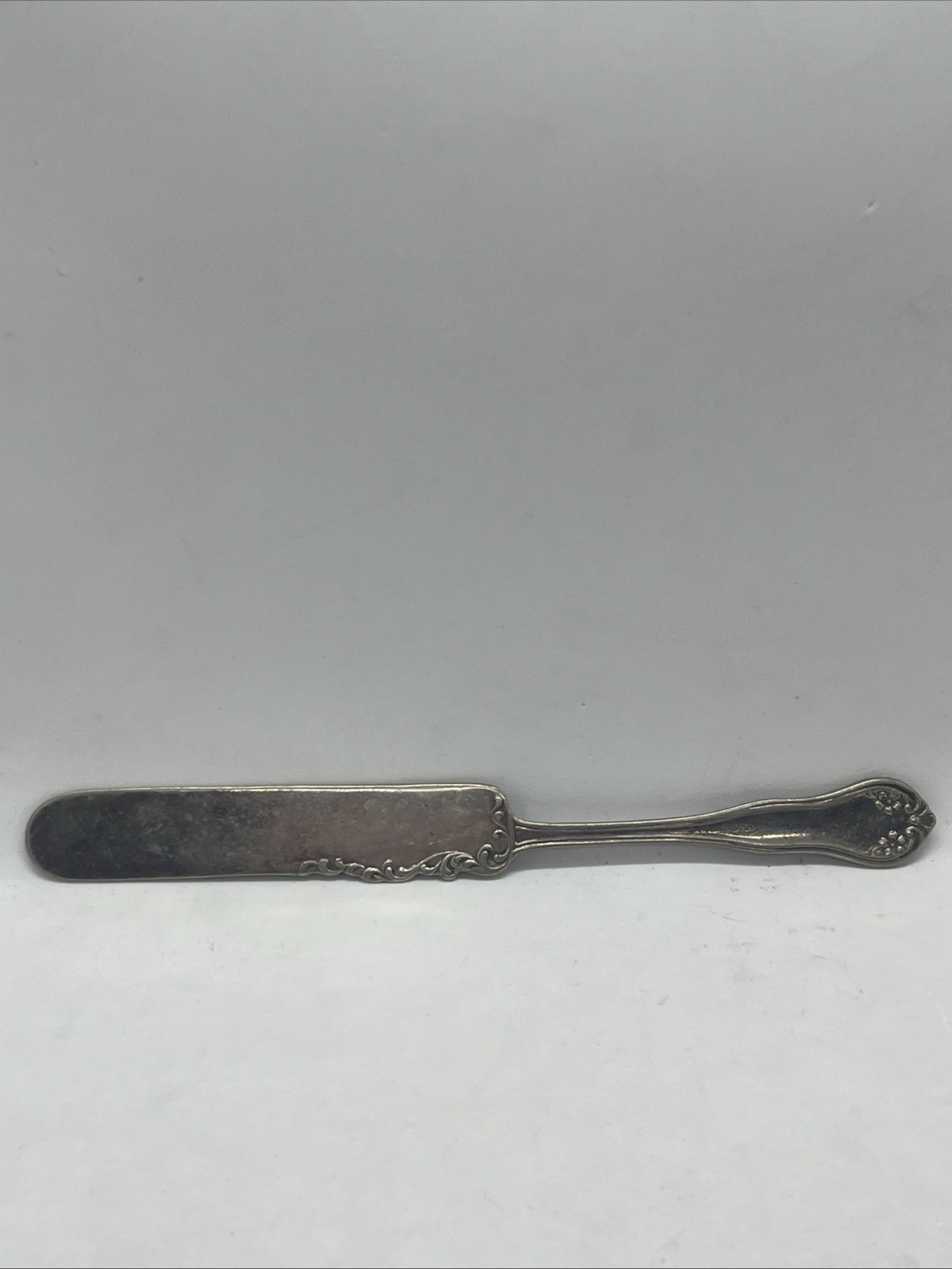 Vintage Rogers AA Silver Plate Ornate Floral Rounded Butter Knife