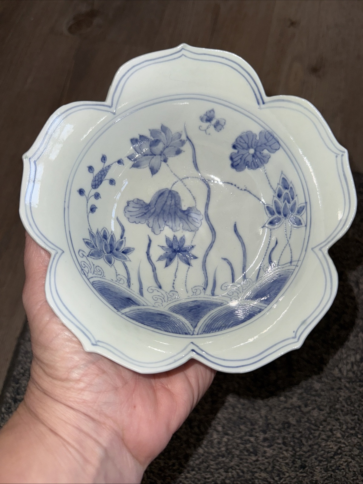 Vintage Oriental Objects Art Decorative Lotus Floral Hand Painted Gorgeous Bowl