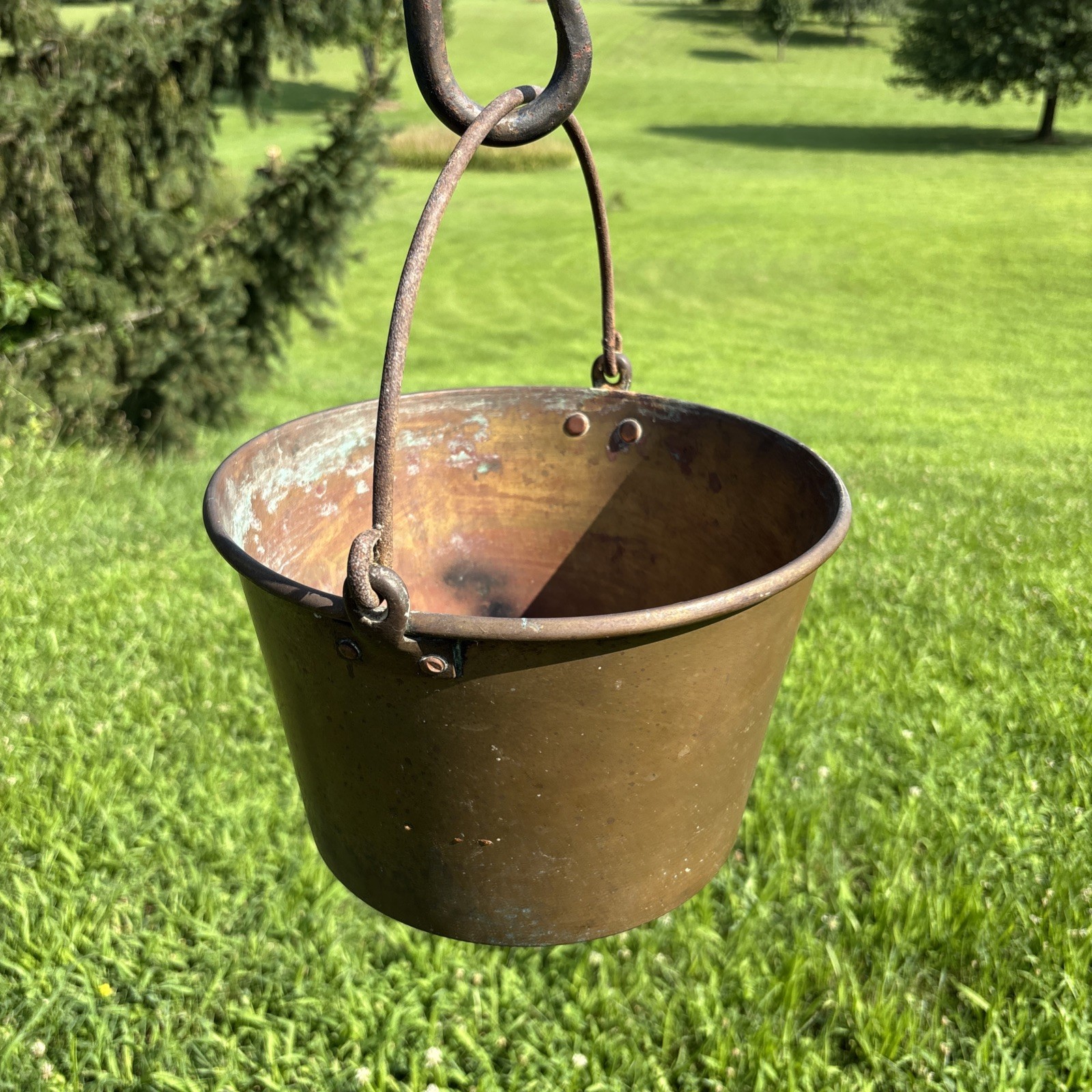 Antique Brass Kettle Bucket Pail Wrought Iron Handle 1.5 GL 7″ Tall X 10″ Wide