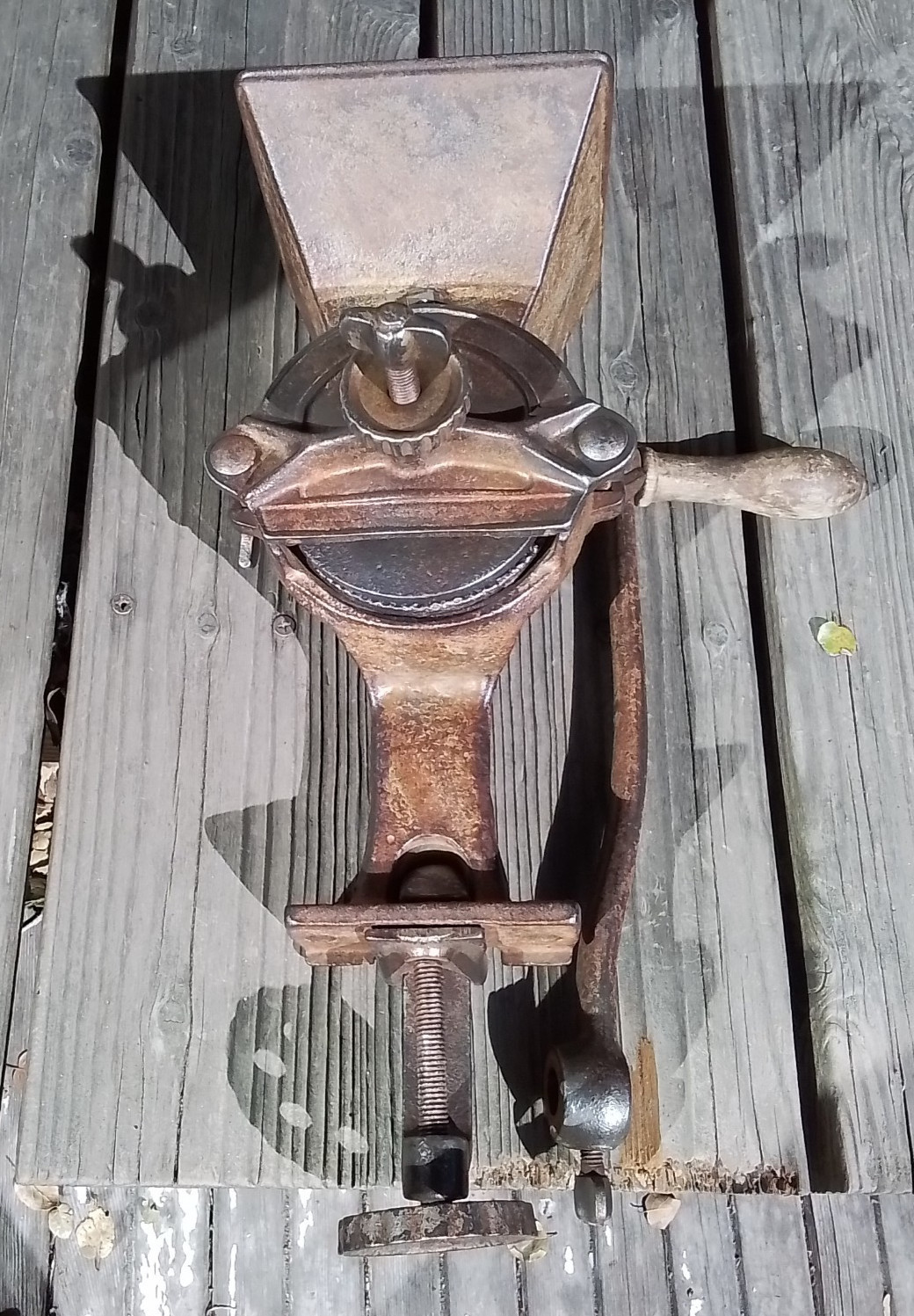 Antique GRAIN / GRIST Mill 16″~ 4″ Steel Plates ☆ Hand Crank Table Clamp