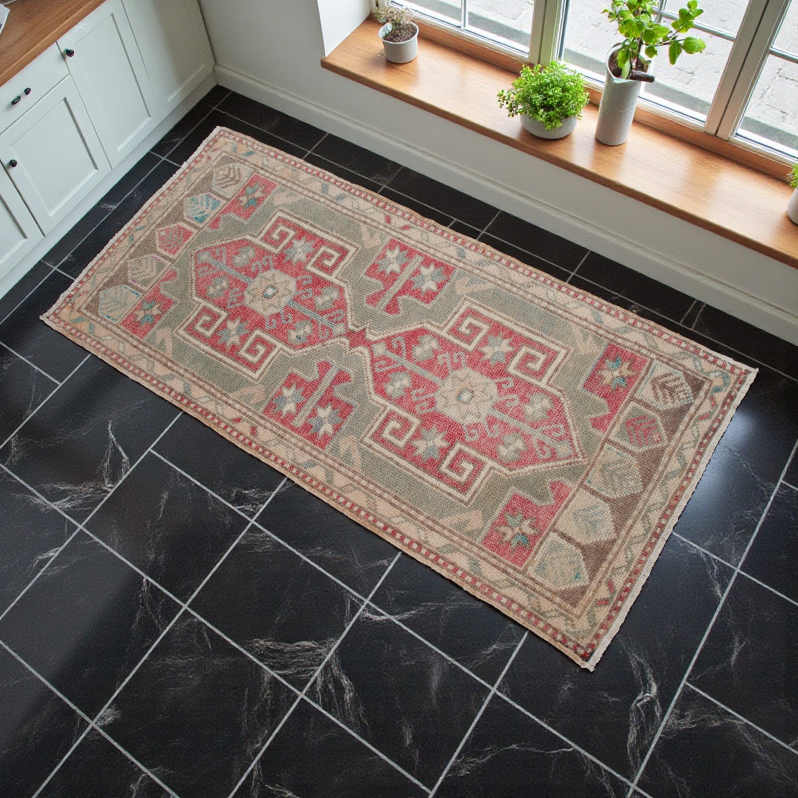 Vintage Turkish Rug Handmade Small Rug, Wool Doormat, Kitchen Rug, 2×4 ft approx