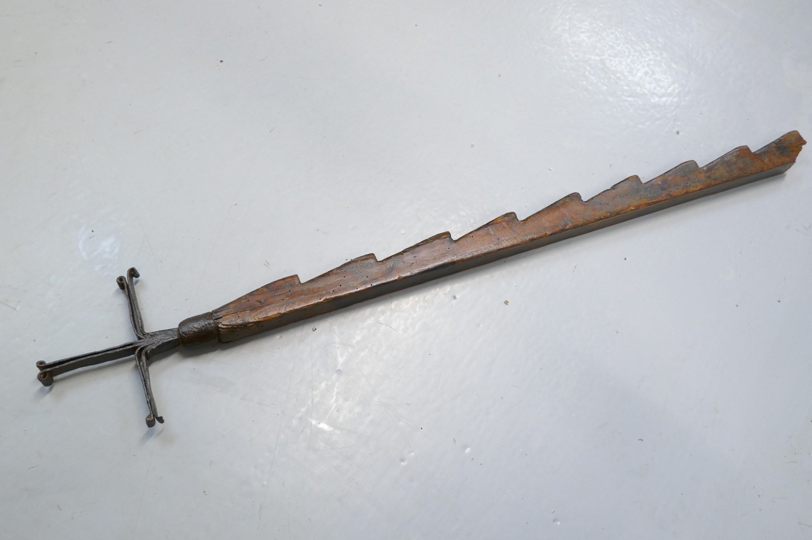 ~~~ RARE Antique 18thC Primitive Wrought Iron Triple Rush Light Lamp Alpine ~~~