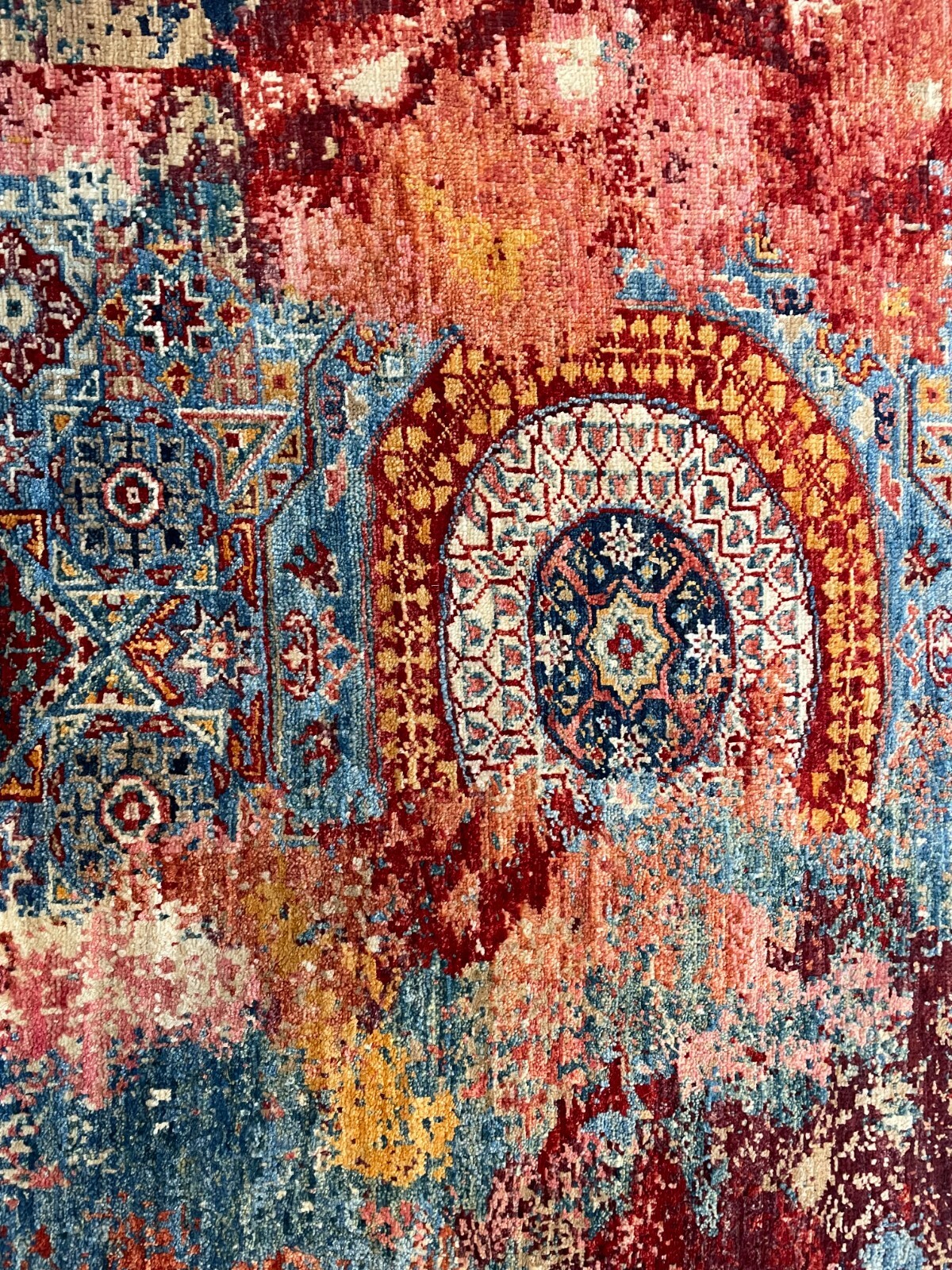 Indian rug hand knotted wool approx 72×46 inches