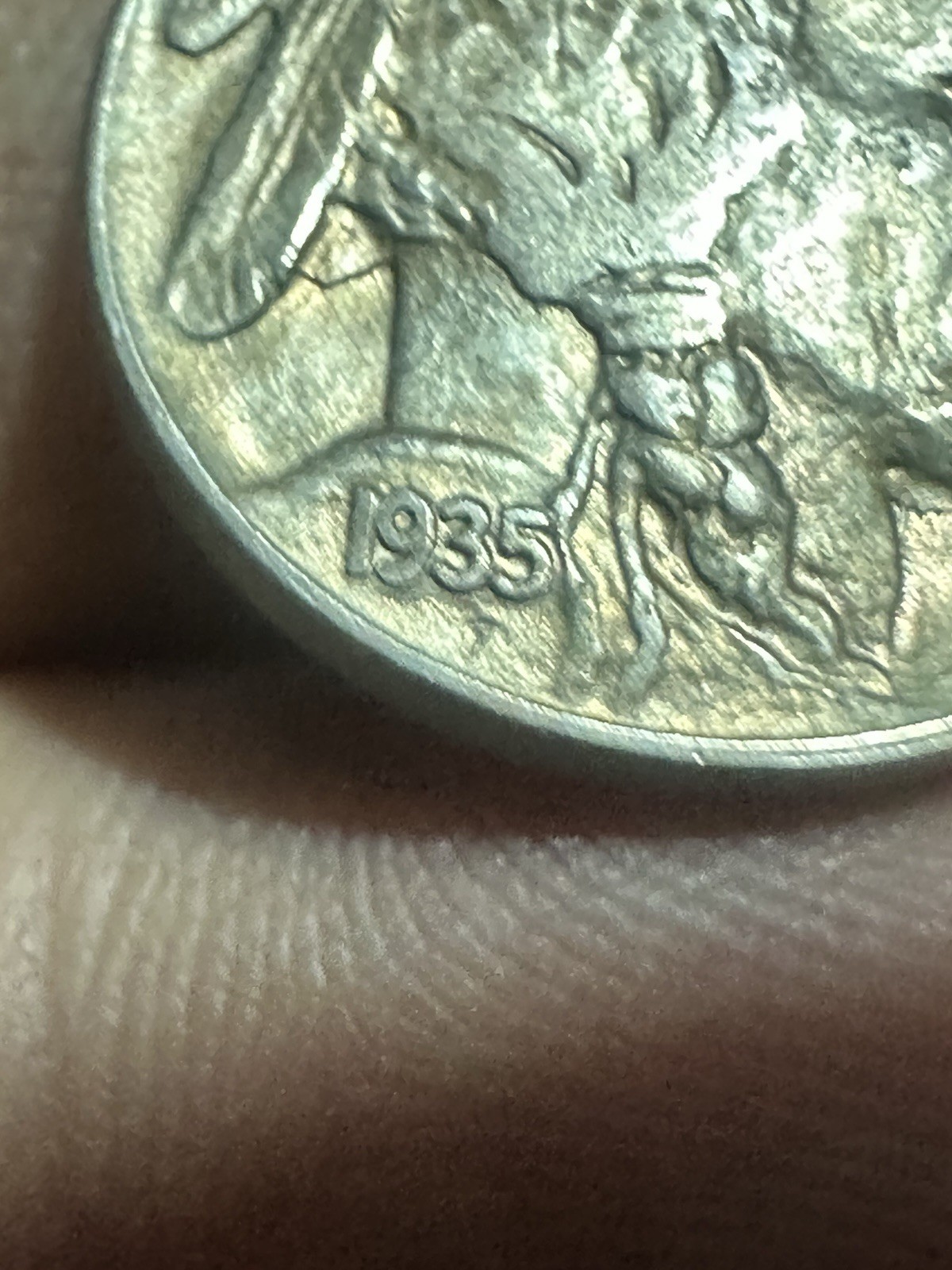 1935 Buffalo Nickel Coin Almost Uncirculated Full Horn 5 Cents