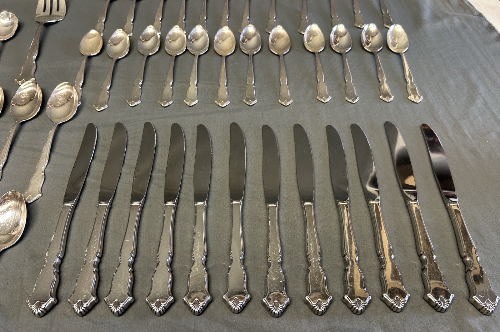 Chadwick INTERNATIONAL DEEP SILVER Silver Plate 80 Pieces 12 Servings Utensils