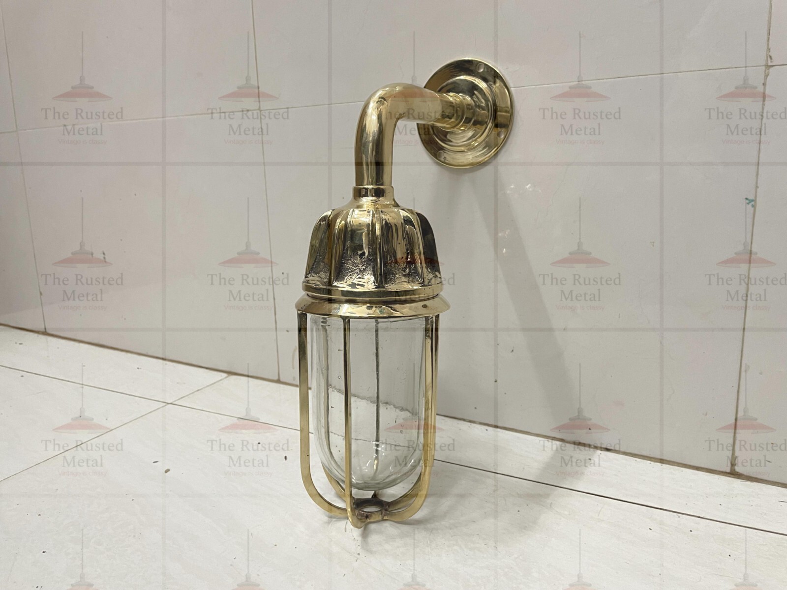 Brass Wall Light Fixture – Vintage Nautical Sconce for Indoor & Outdoor Decor