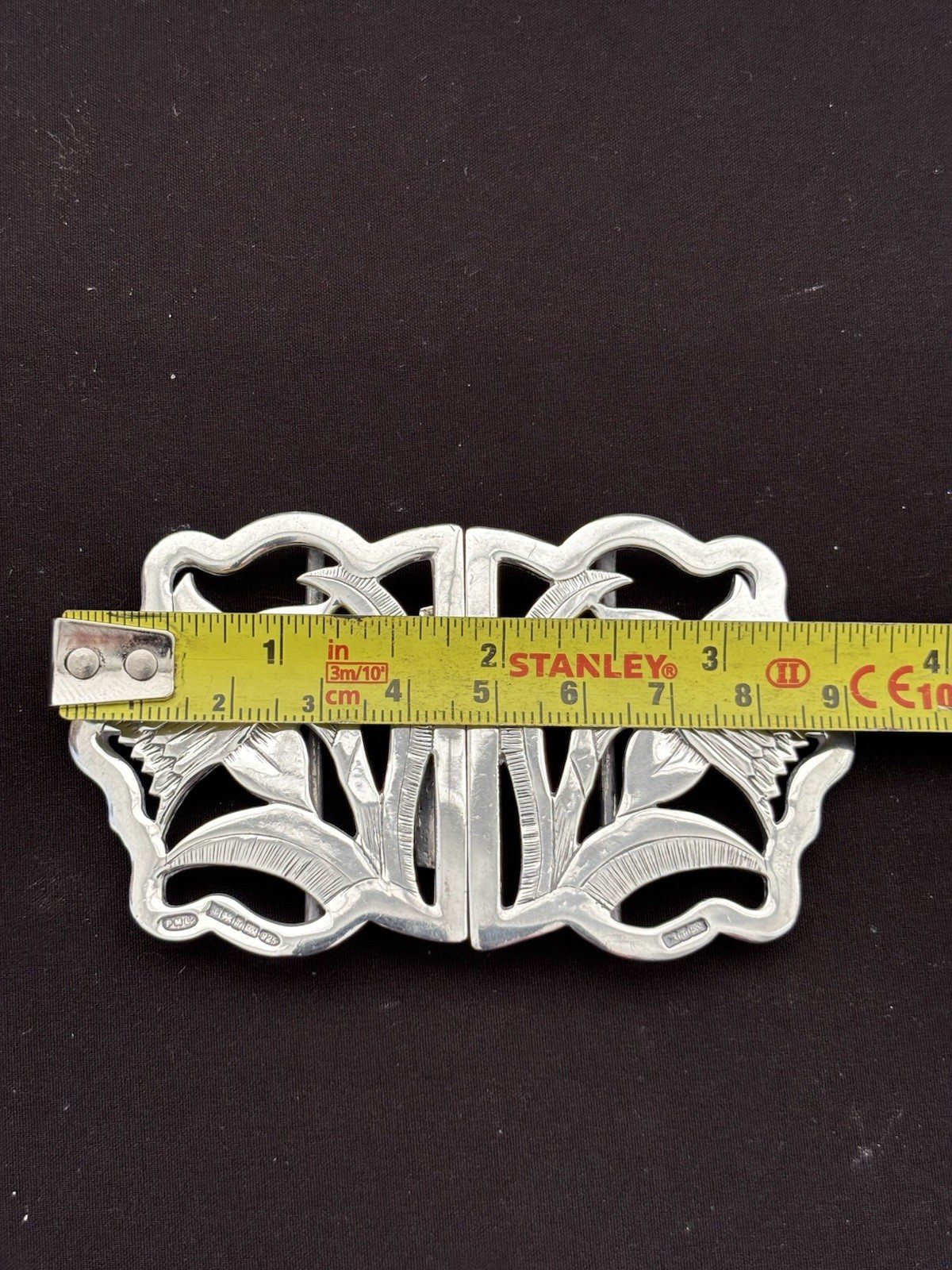 solid silver nurses Belt Buckle. Daffodils, Birmingham 1968. P.M.L.