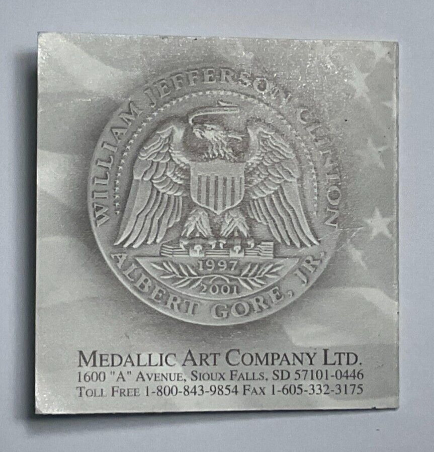 Second Inauguration Clinton/ Gore January 20 1997 152.8gm .999 Fine Silver Medal