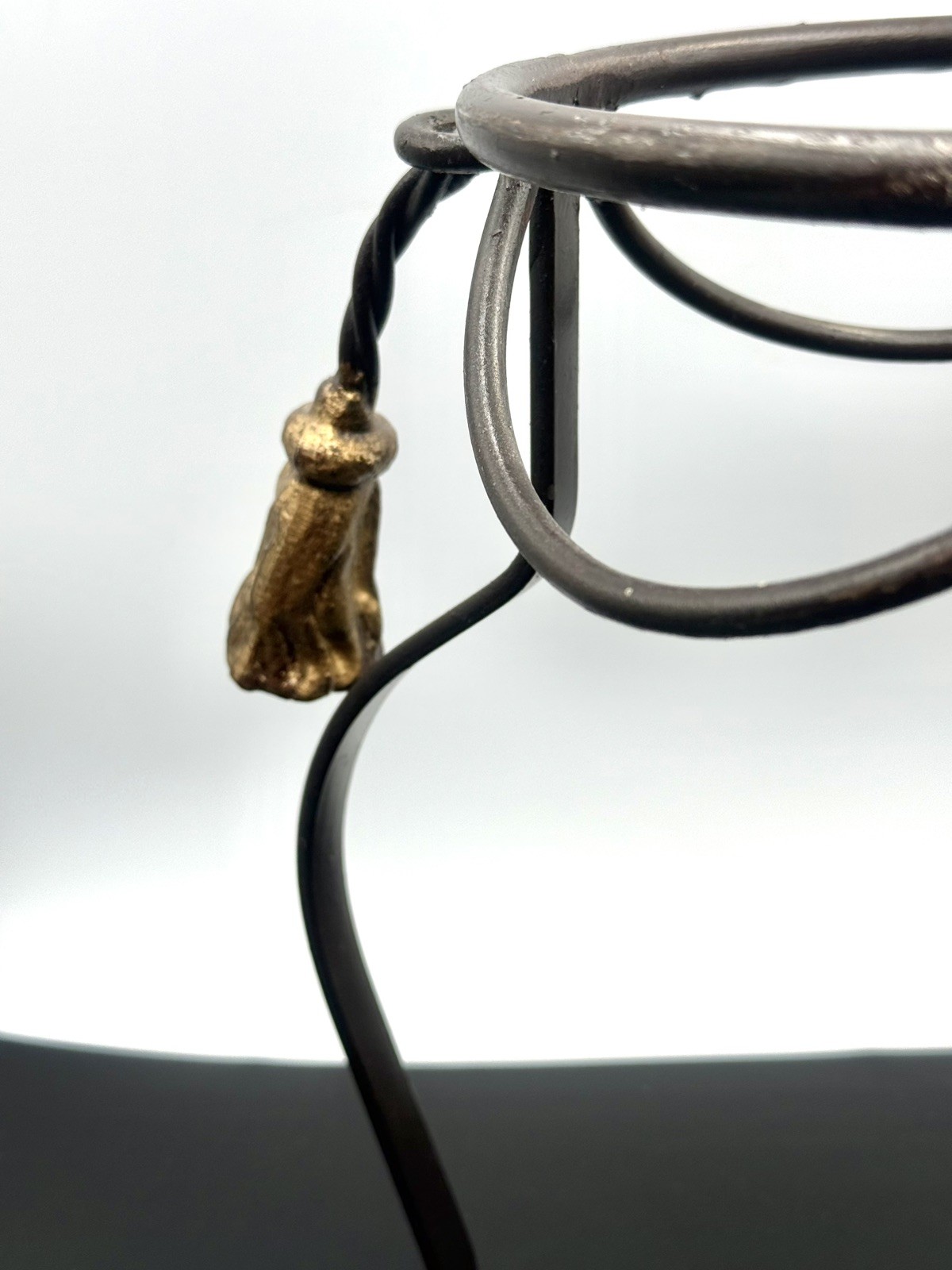 Vintage Italian Hollywood Regency Style 3 Gold Tassel Iron Rope Tassel Stand