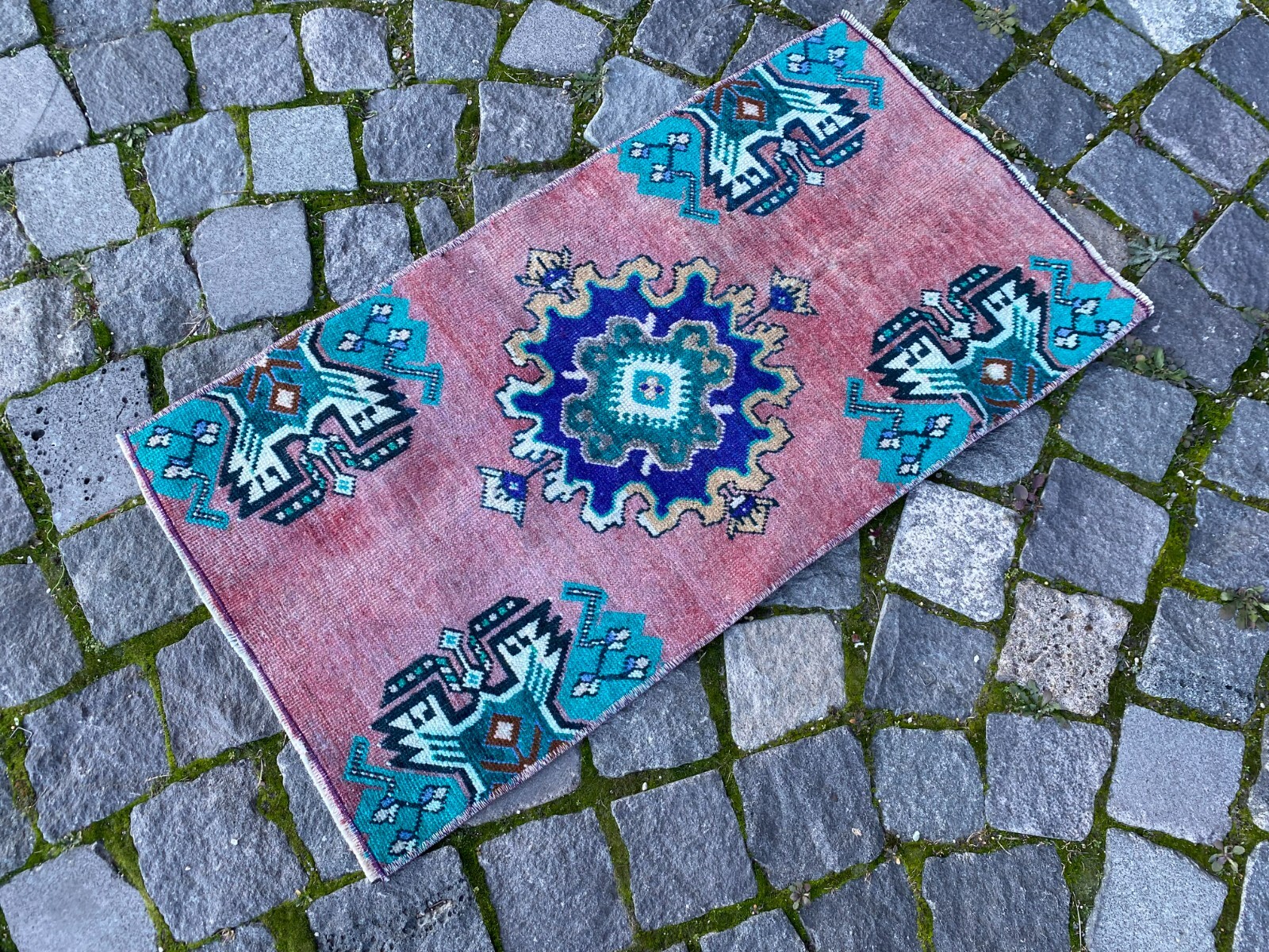 Turkish floor rug, Vintage small rug, 0 wool handmade, Doormats 1,4 x 2,6 ft