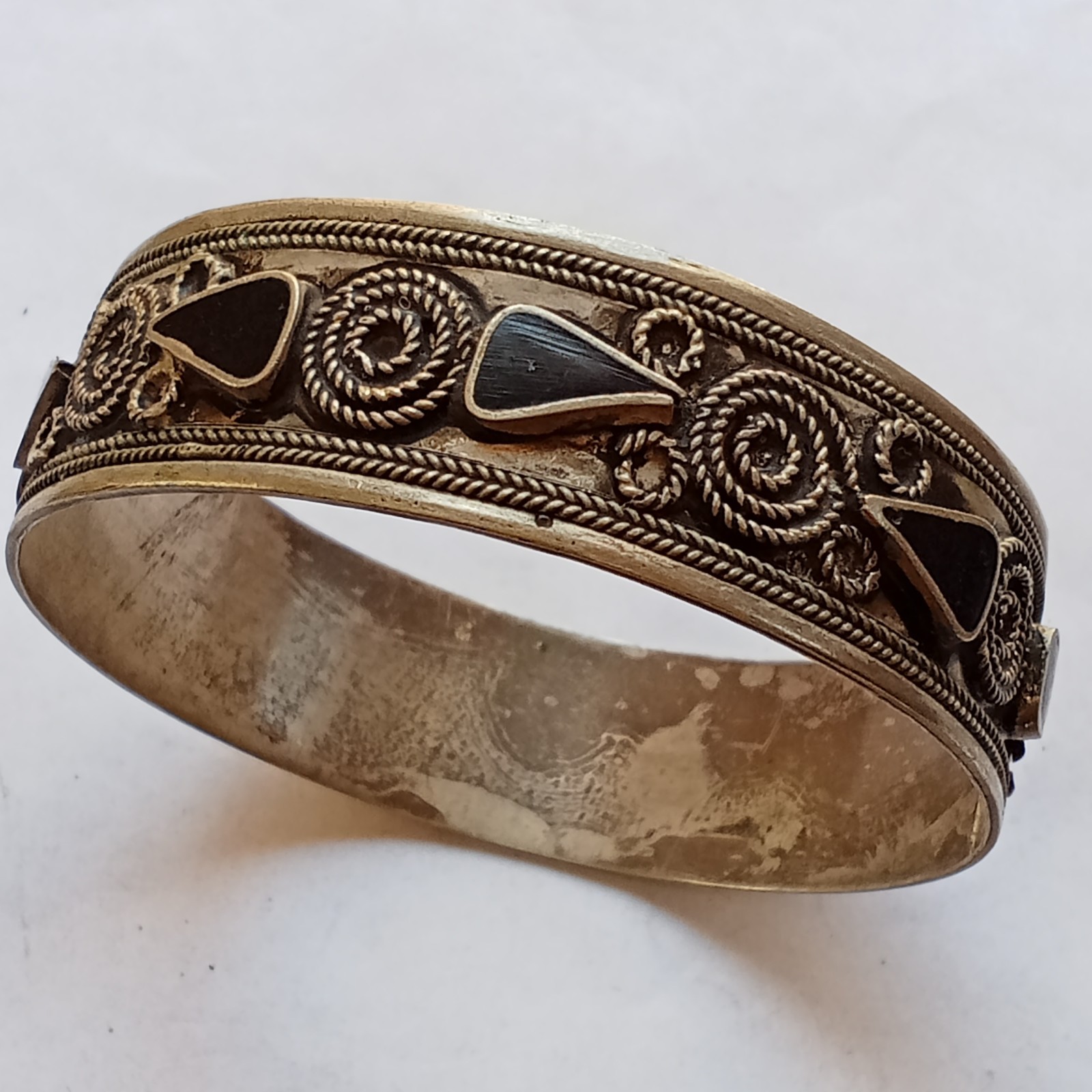 RARE ANTIQUE MOROCCAN BERBER SILVER CUFF BRACELET HANDCRAFTED TUAREG DESIGN