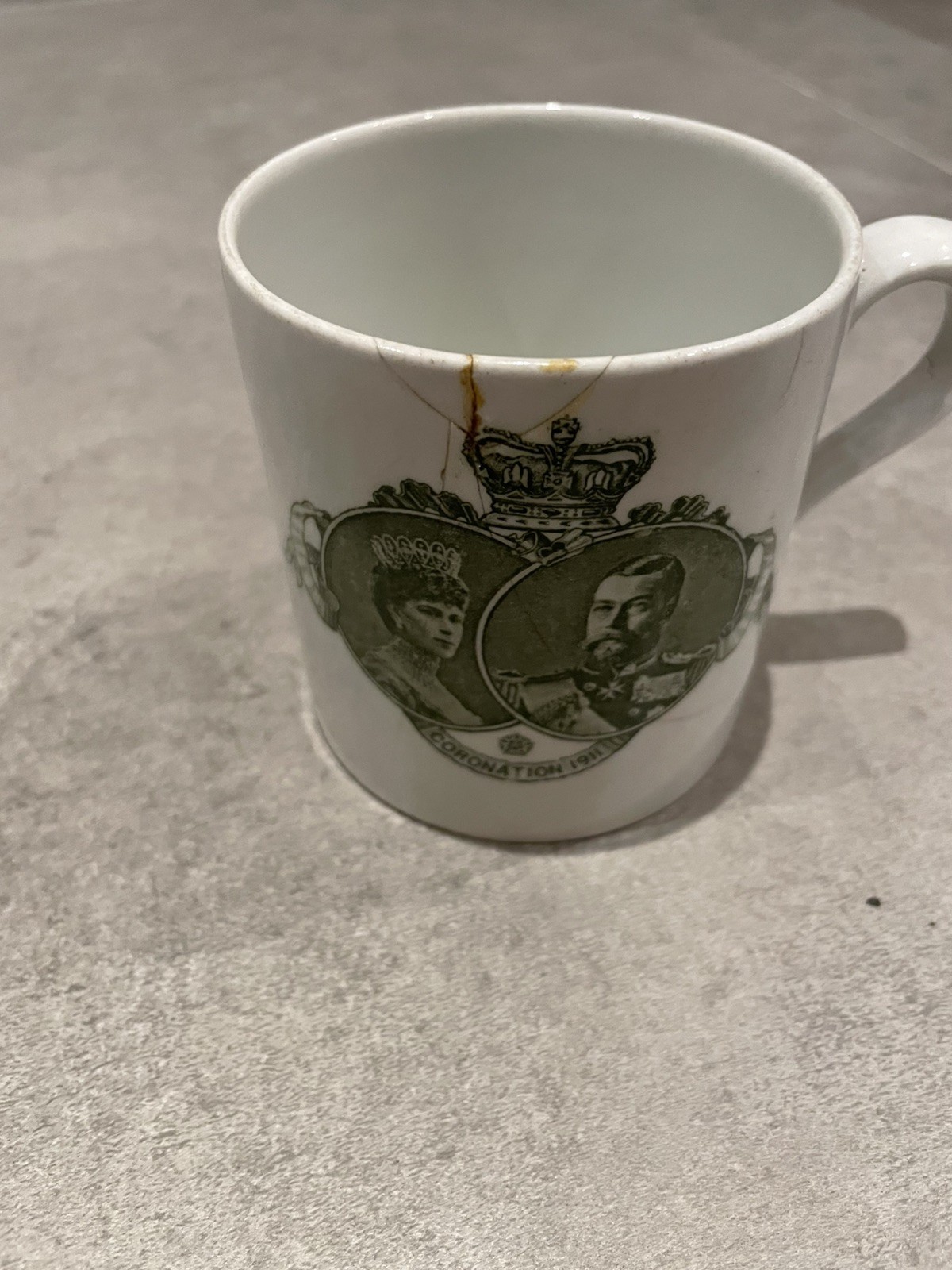 George V Commemorative Coronation Mug 1911 by ROYAL DOULTON some damage shown