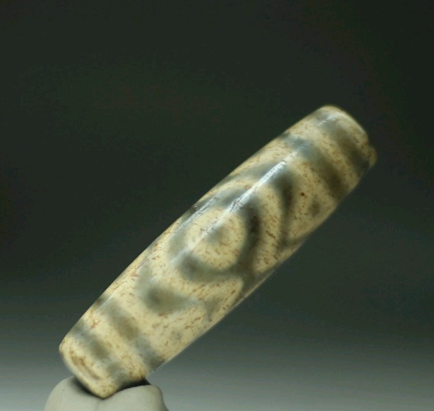 Pre-1800s Indo/Tibetan Old Agate 3 Eye Tiger Tooth Dzi Bead 16*60mm