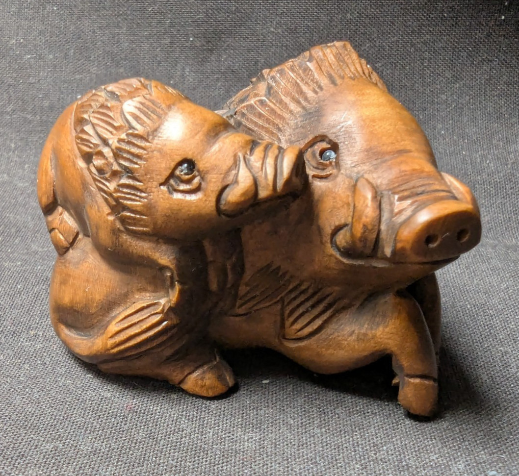 Hand Carved Boxwood Netsuke – Mother & Baby Pig/Boar