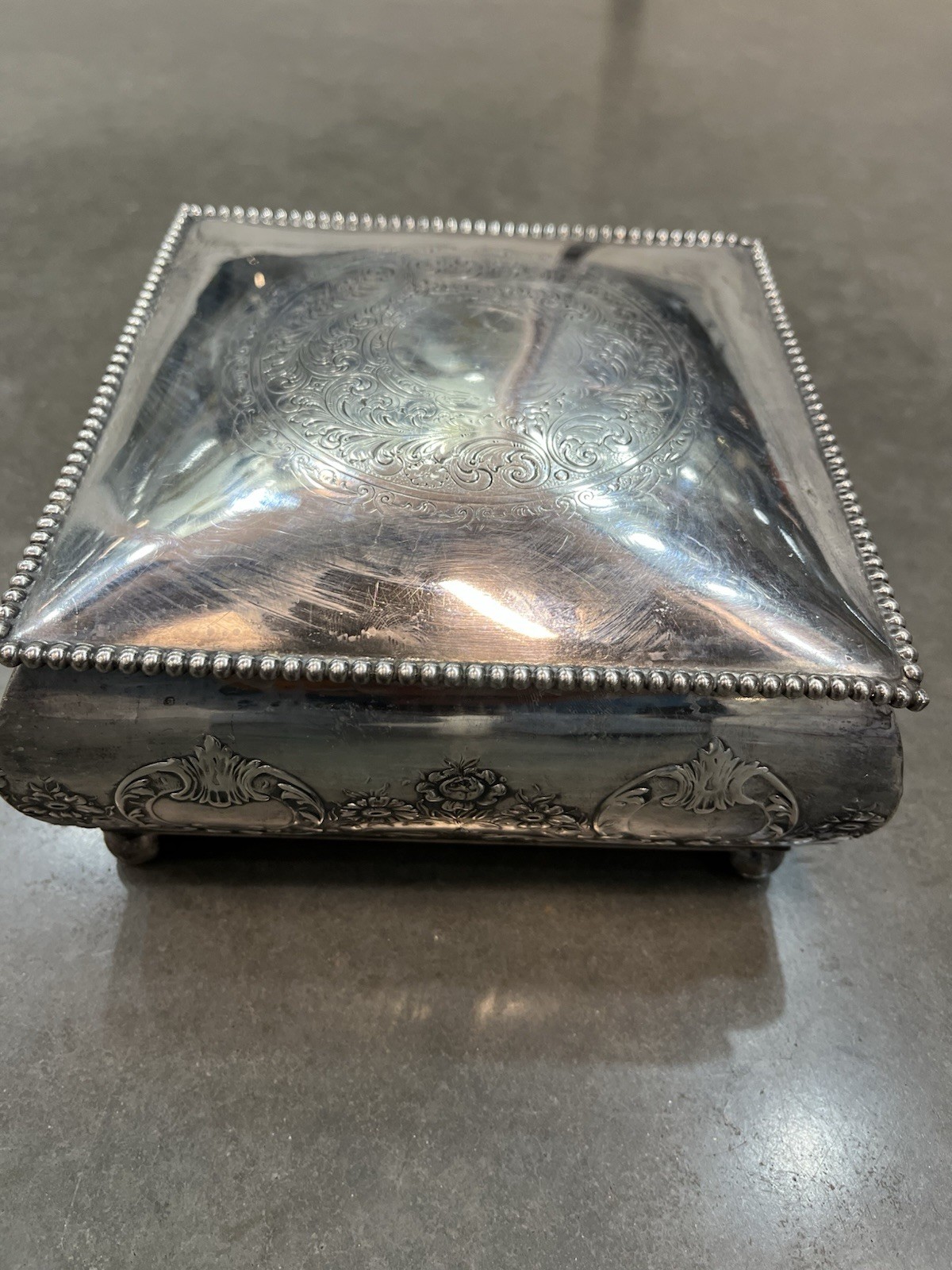 Barbour Silver Co. Quadruple Plate Victorian Etched Footed Jewelry Trinket Box