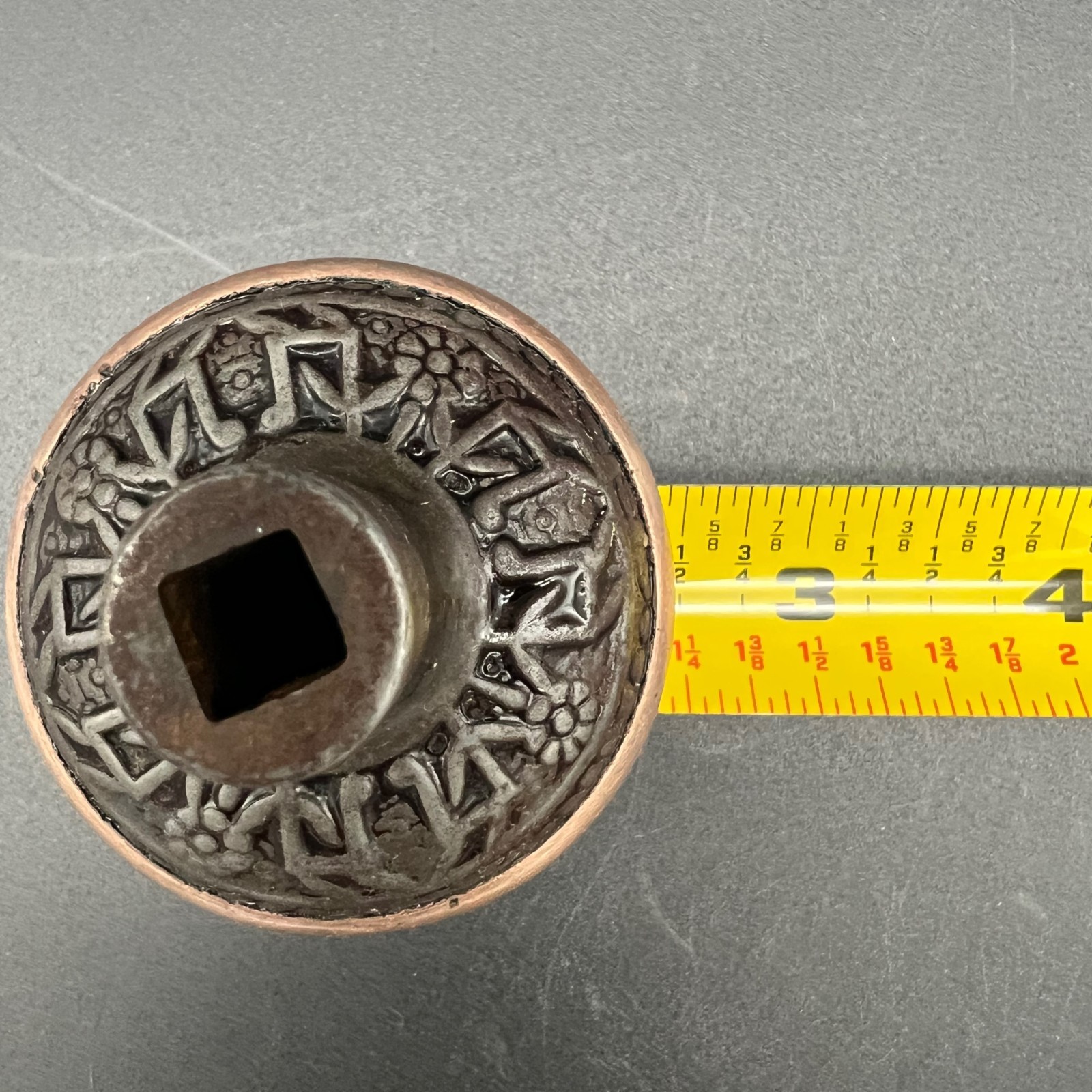 Antique Reeding “Windsor” Vernacular Design Bronze & Cast Iron Doorknob c1885