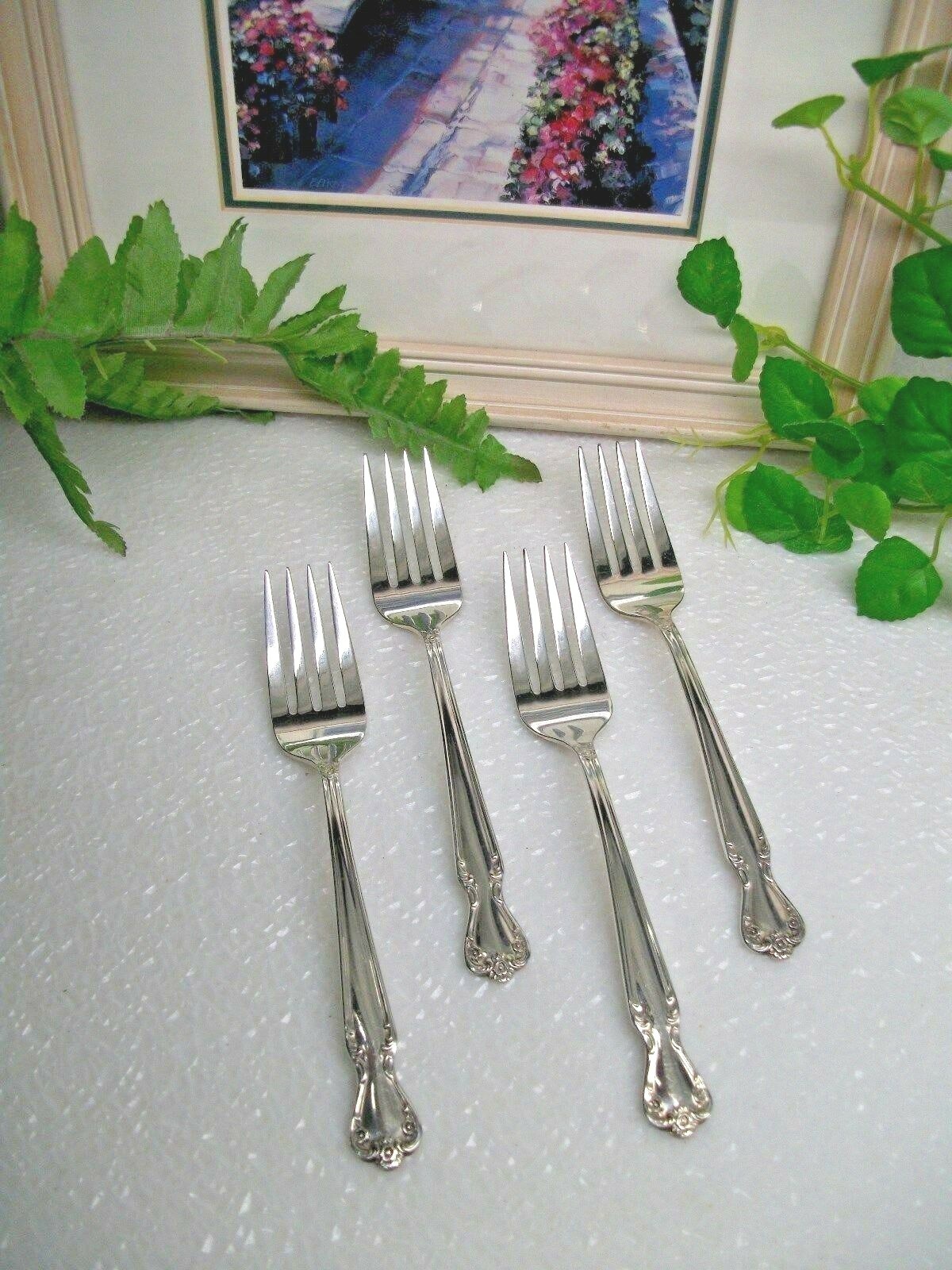 4 International Rogers DAYBREAK Elegant Lady Silverplate Dessert Forks 1952
