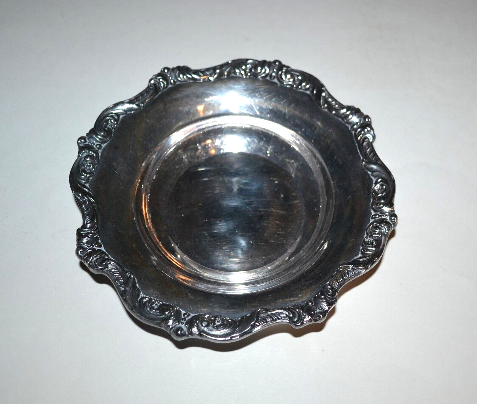 POOLE SILVER PLATED CANDY/SERVING DISH (OLD ENGLISH BY POOLE) 6” DIAMETER -(VTG)