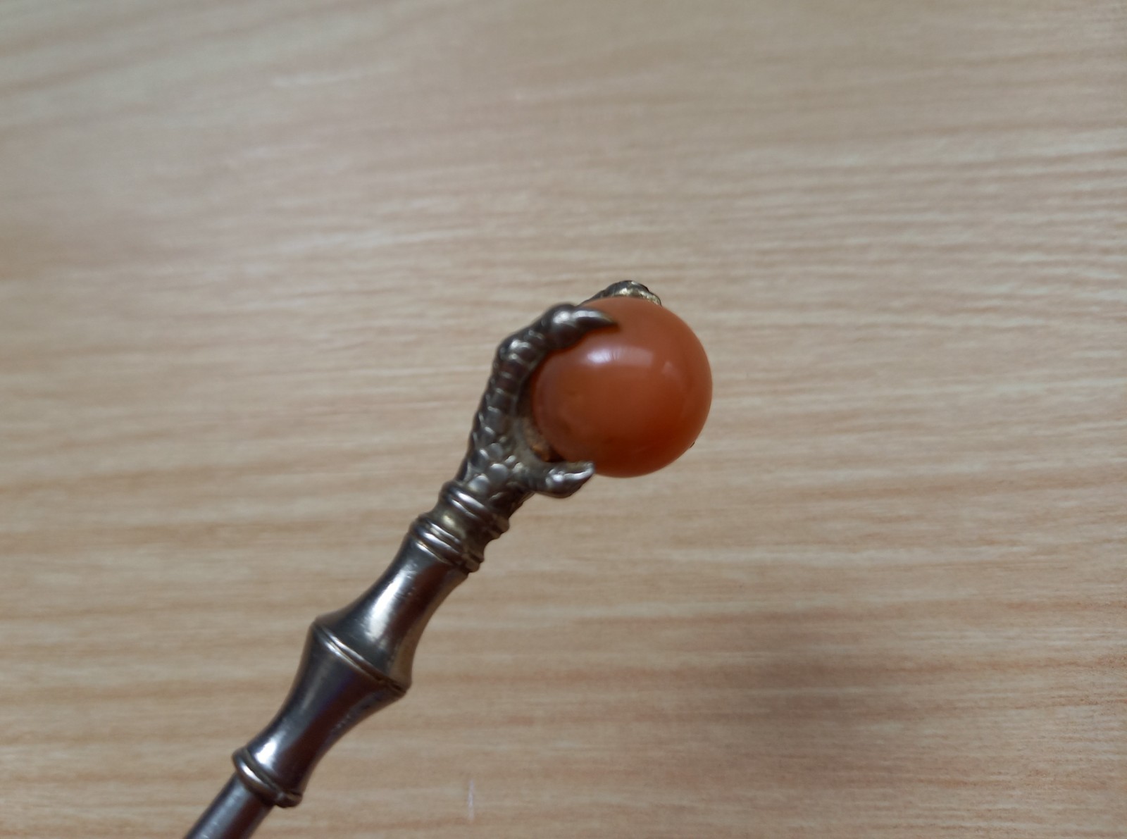 ANTIQUE VICTORIAN BUTTON HOOK WITH BIRD CLAW HANDLE
