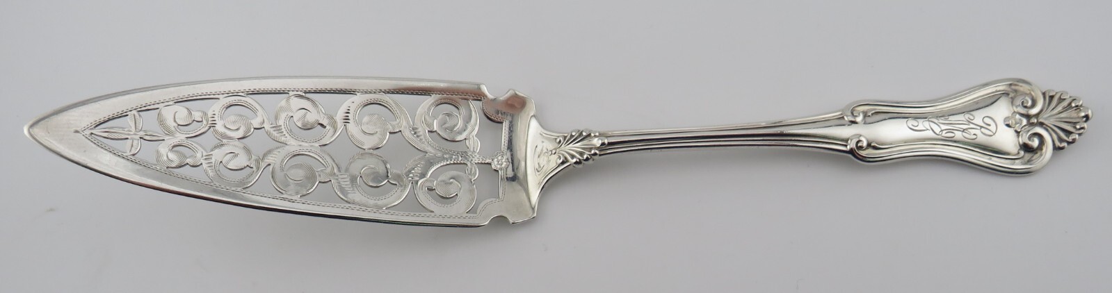 Alvin Sterling 8 3/4″ Bright Cut Jelly Cake Server – Suffolk Pattern – #8638