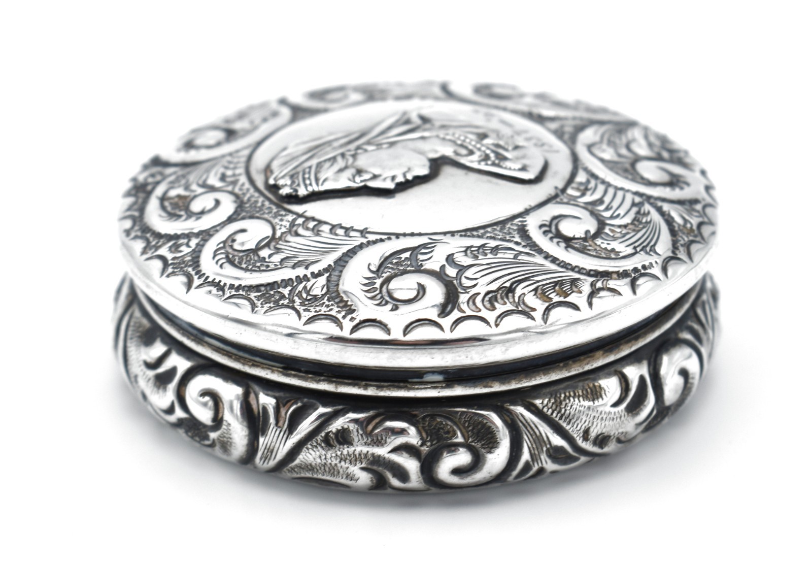 Antique Victorian Solid Silver Powder Pot Snuff Box Golden Jubilee Repousse 1896