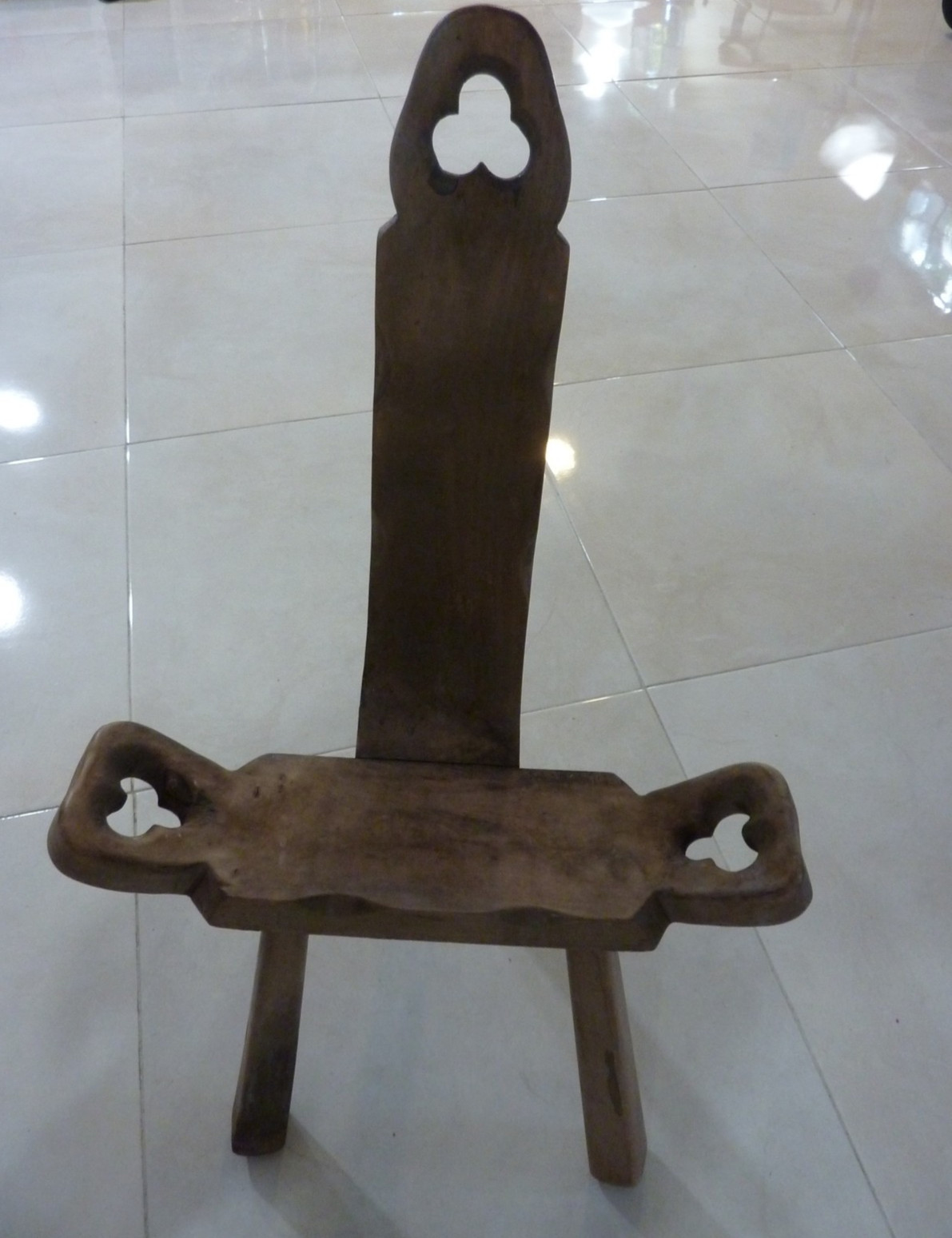 Antique Mid 20th-Century European Arts Three-Legged Hardwood Birthing Chair
