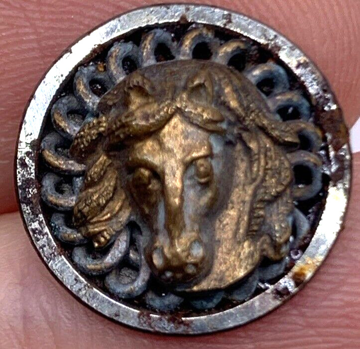 Vtg Horse Head Button 3D Front Facing Antique