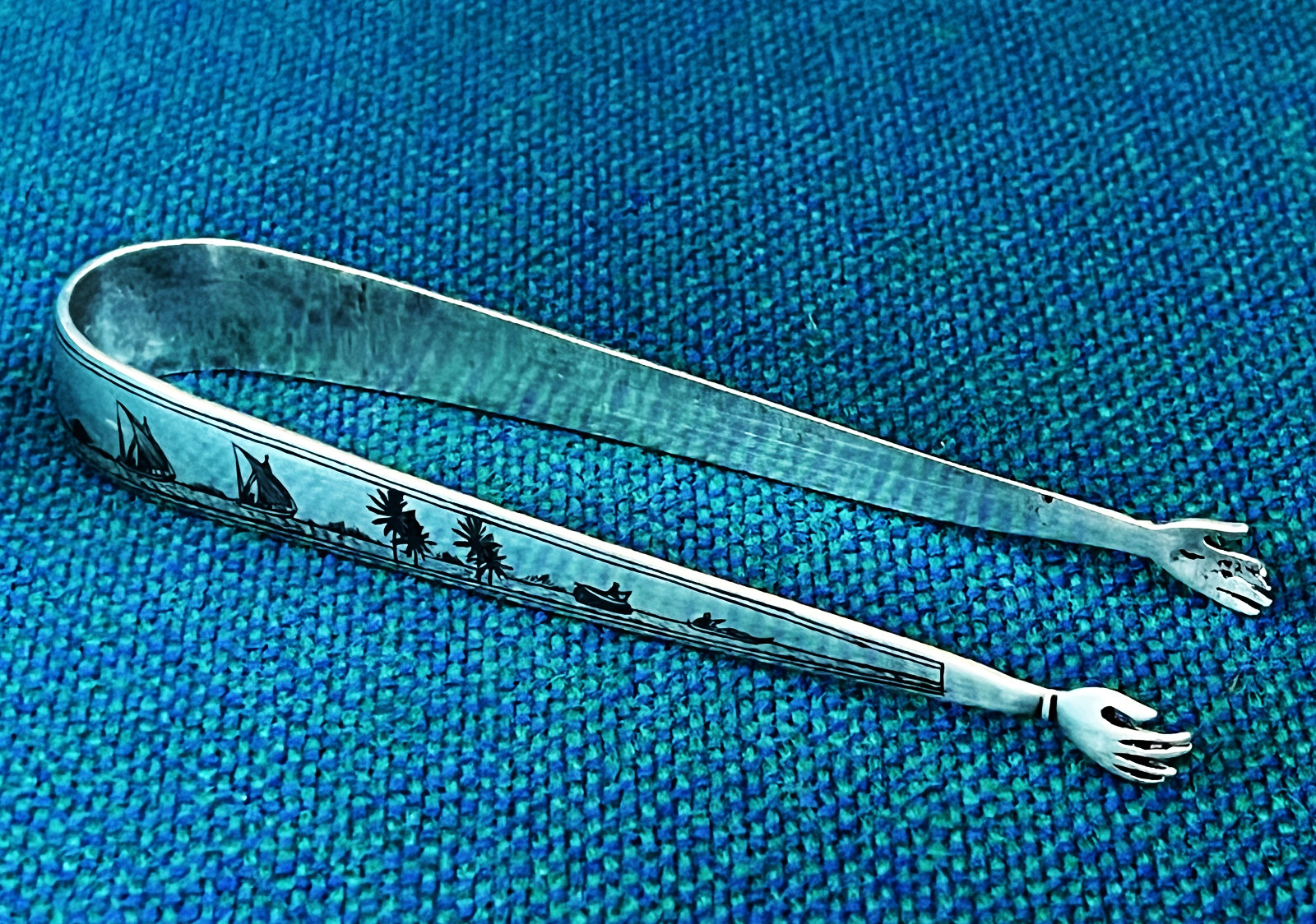IRAQI SOLID SILVER NIELLO ENAMEL TONGS HUMAN HANDS DESERT MARSH ARAB ART 1920s