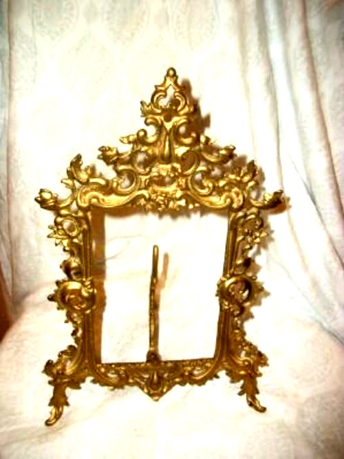 VICTORIAN ORNATE BRONZED METAL PICTURE FRAME EASEL BACK ANTIQUE NO GLASS ANTIQUE