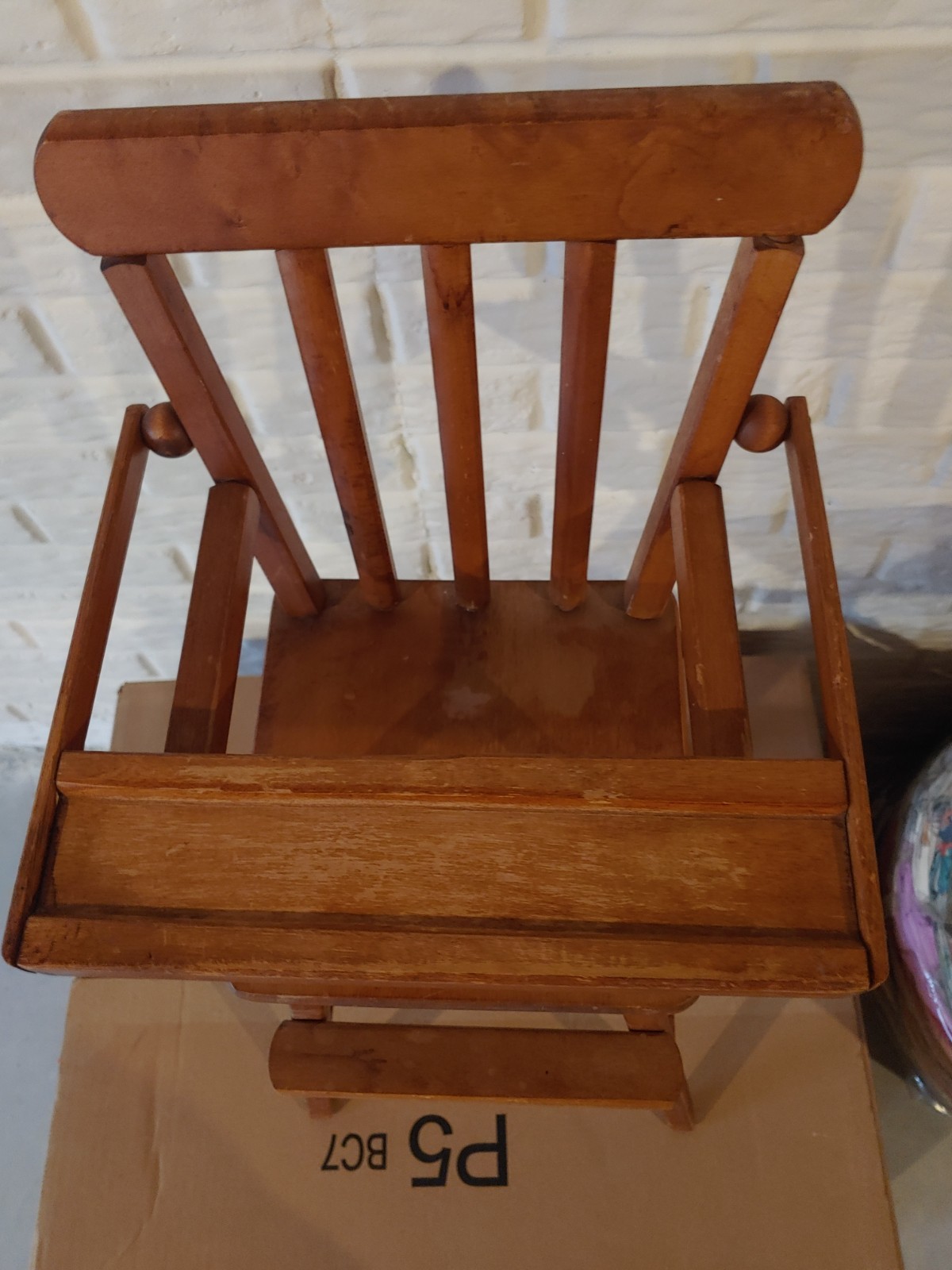 Antique Vintage 26″ Tall Oak Wood High Chair Doll Child Sz Overhead Swing Tray