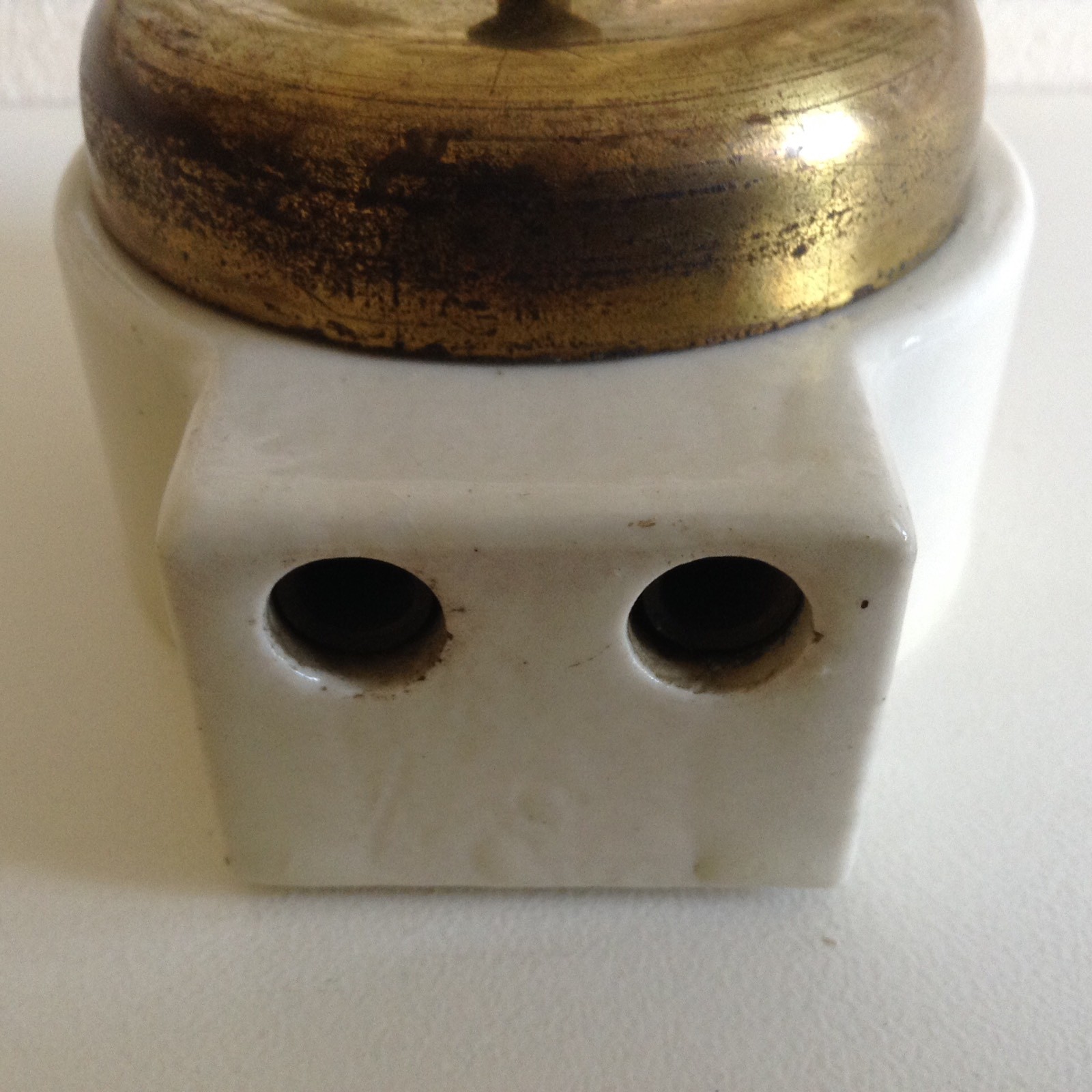 LARGE ANTIQUE ART DECO BRASS & CERAMIC DOLLY LIGHT INDUSTRIAL SWITCH SOCKET