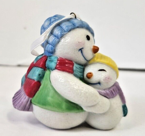HALLMARK KEEPSAKE WARM KINDNESS 2000 SNOWMAN ORNAMENT QX8014
