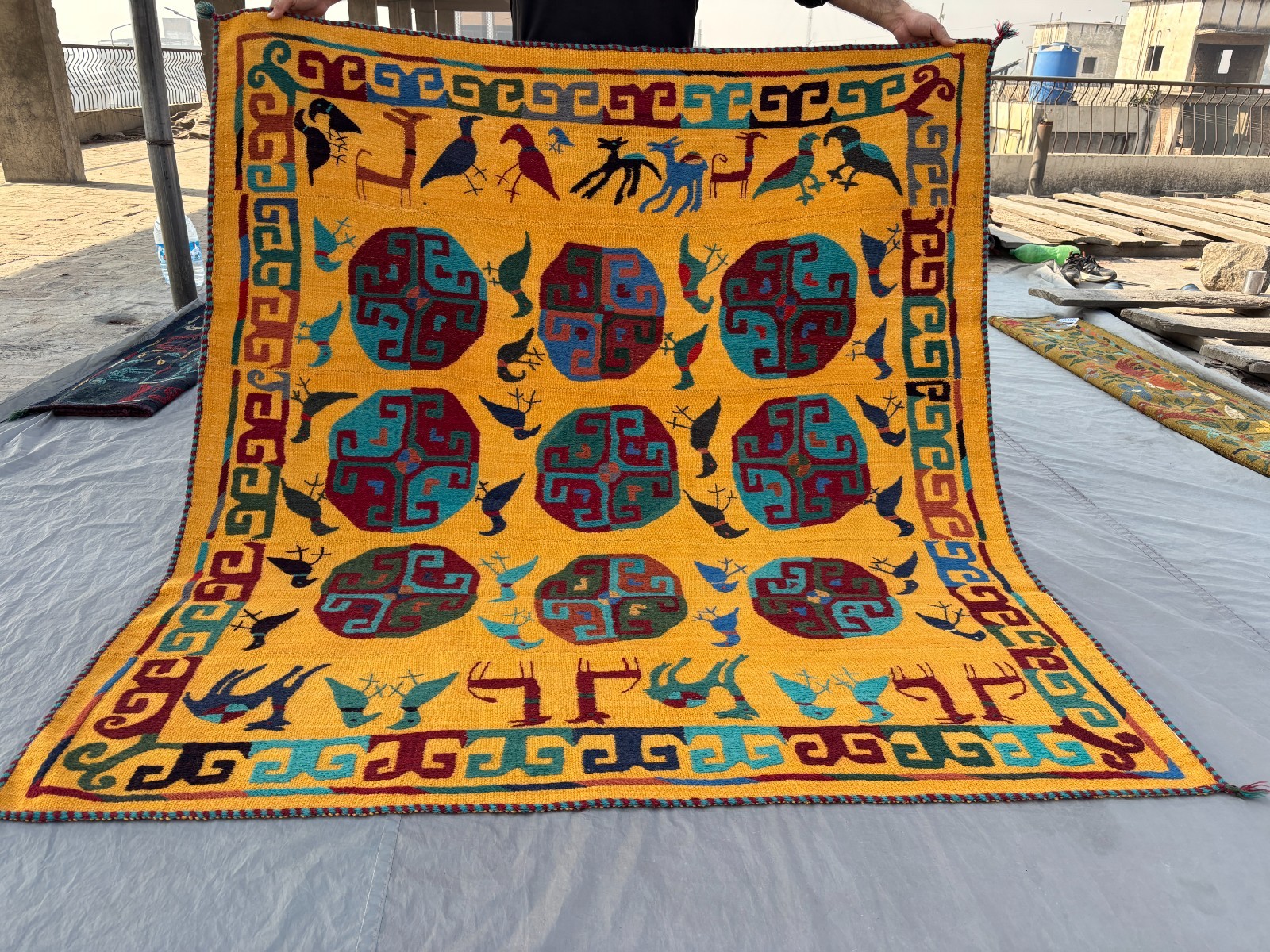 Uzbek Suzani Flat Weave Kilim Rug, Handwoven Wool Tribal Pictorial Wall Rug