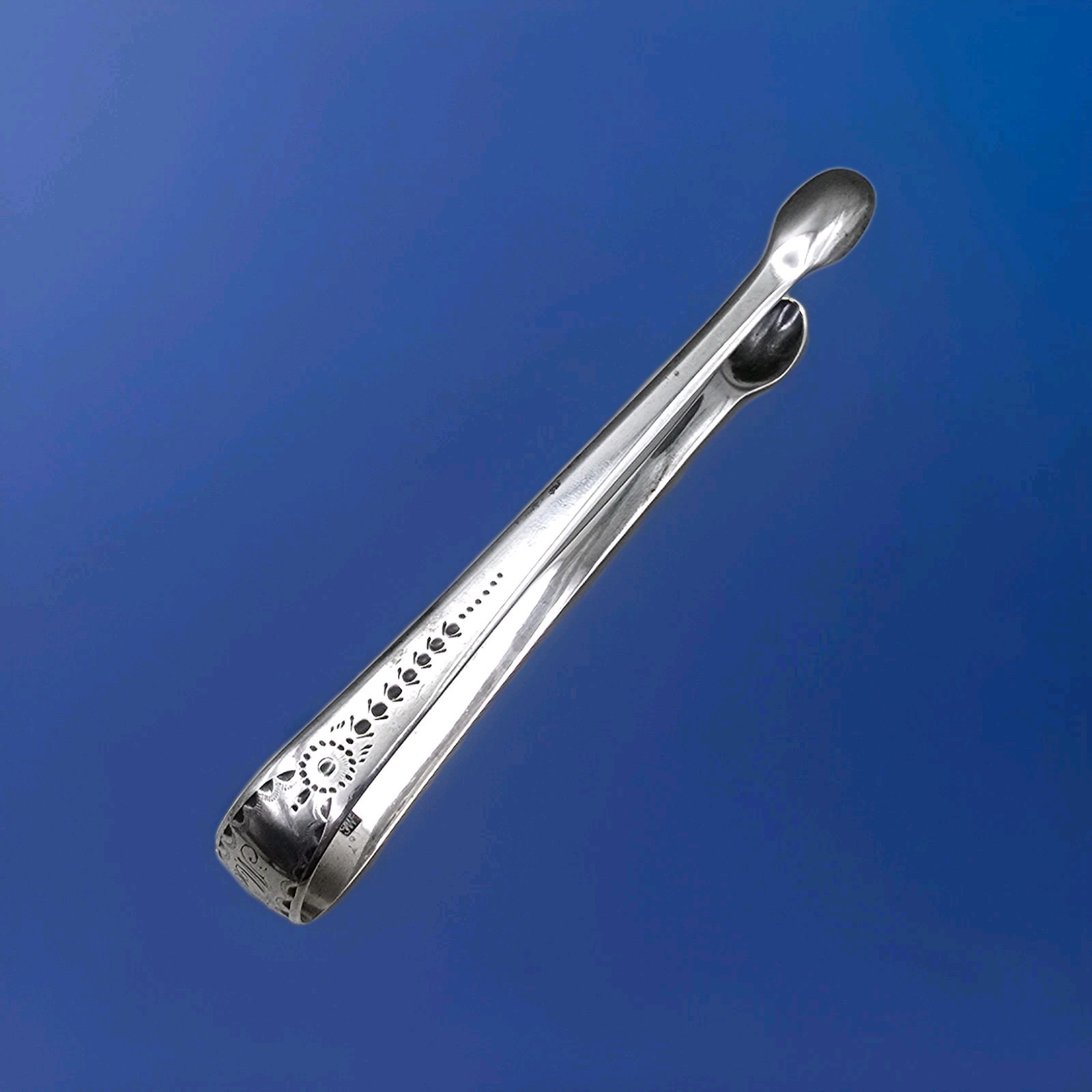 Georgian Sterling Silver Sugar Tongs by Thomas Wallis II circa 1785-1790