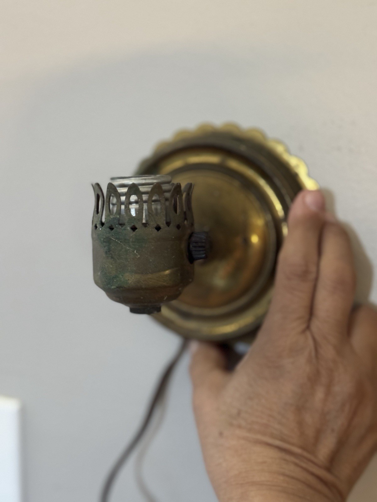 VTG Brass PLUG IN WALL LIGHT SCONCE- WORKING