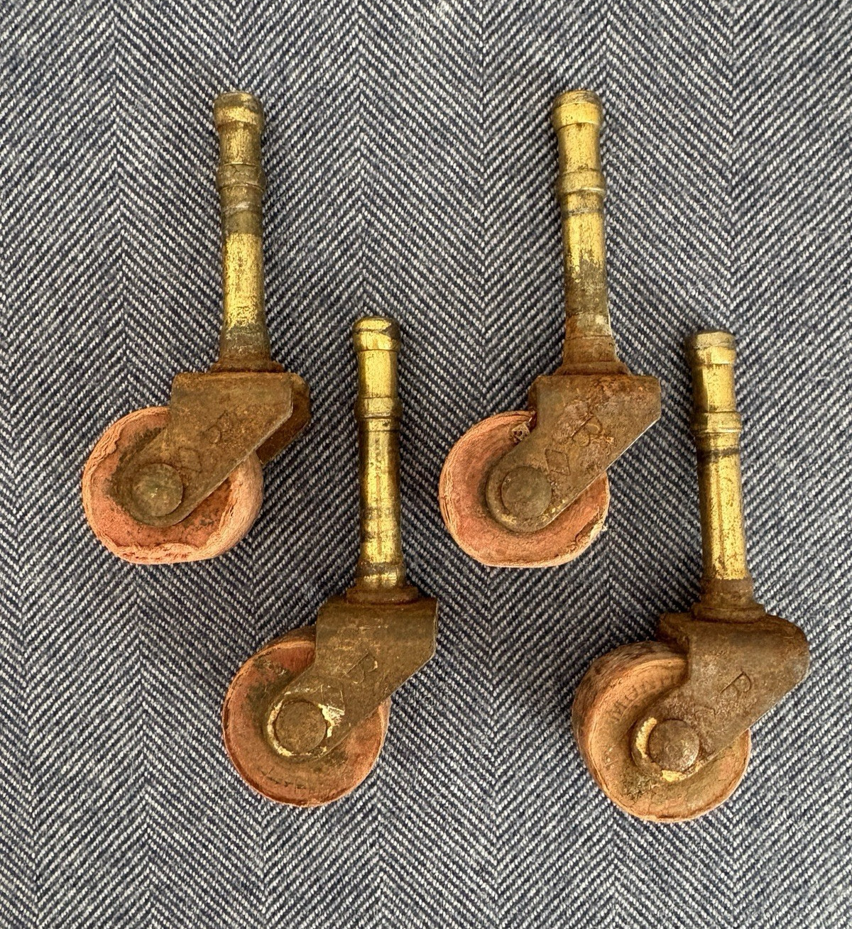 4 antique SIZE “B” FURNITURE CASTERS-DIAMOND STEEL TRUCK CO-1″ wheels & stems