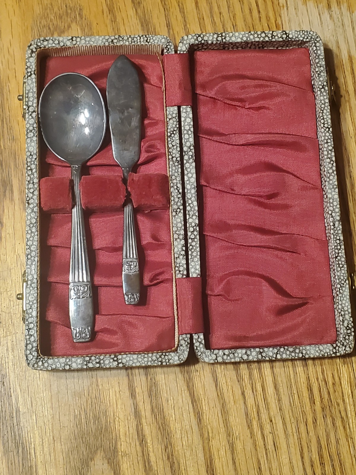 Vintage ELKINGTON PLATE ENGLAND Knife & Spoon Set in Original Box