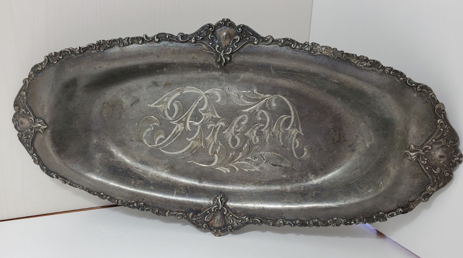 Vintage Bread Serving Tray w/ Ornate Border Rockford Silver P Co. Quadruple 1947
