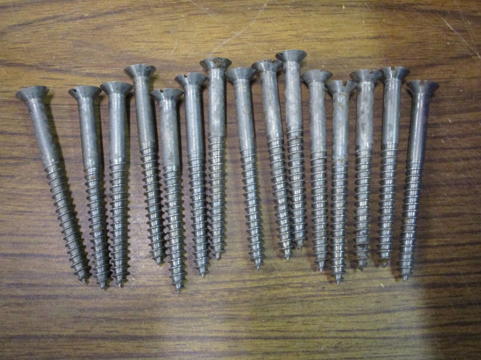 15 NOS Vintage #18 X 3-1/2″ Long Flat Head Slotted Steel Wood Screws USA