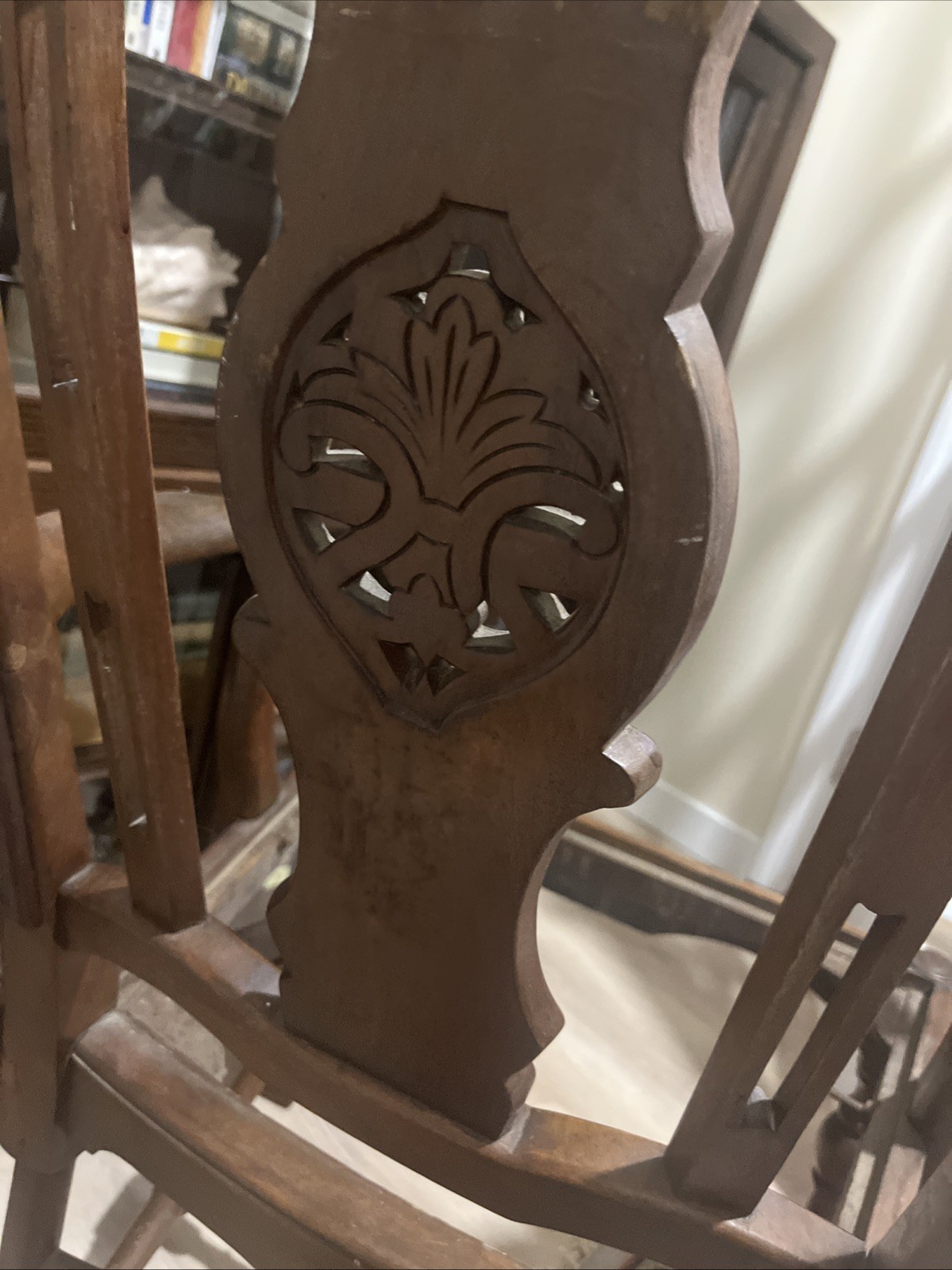 Queen Anne CHAIR, c1730, Solid Walnut, England, Sheppards Crook, Antique