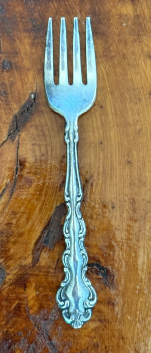 Vintage Oneida Community, Modern Baroque, 4.5” Silverplate Baby Spoon, 1969
